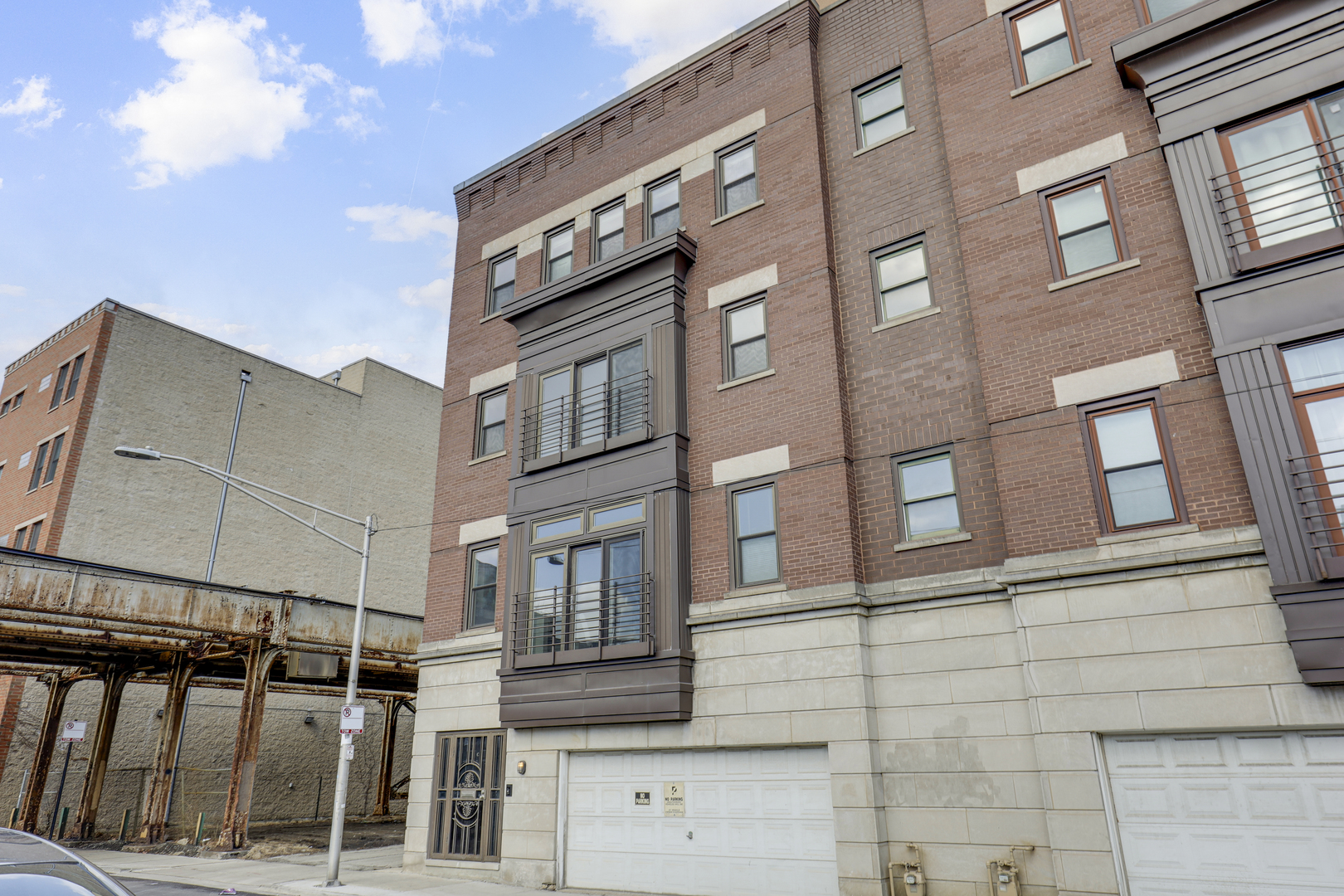 1400 N NORTH PARK Avenue Unit: C