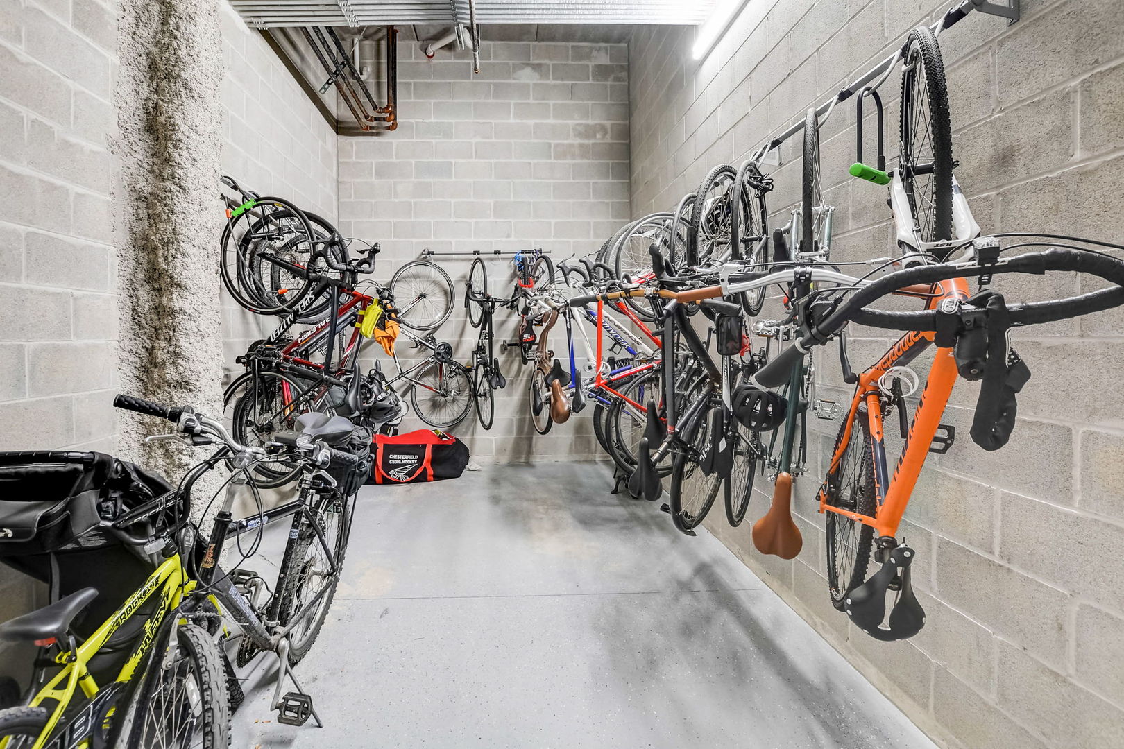 128 S Laflin Street Unit: 303