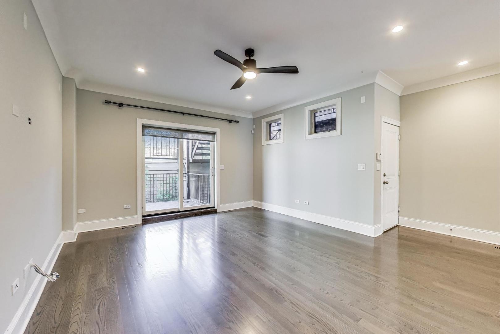 2038 N Burling Street Unit: 1