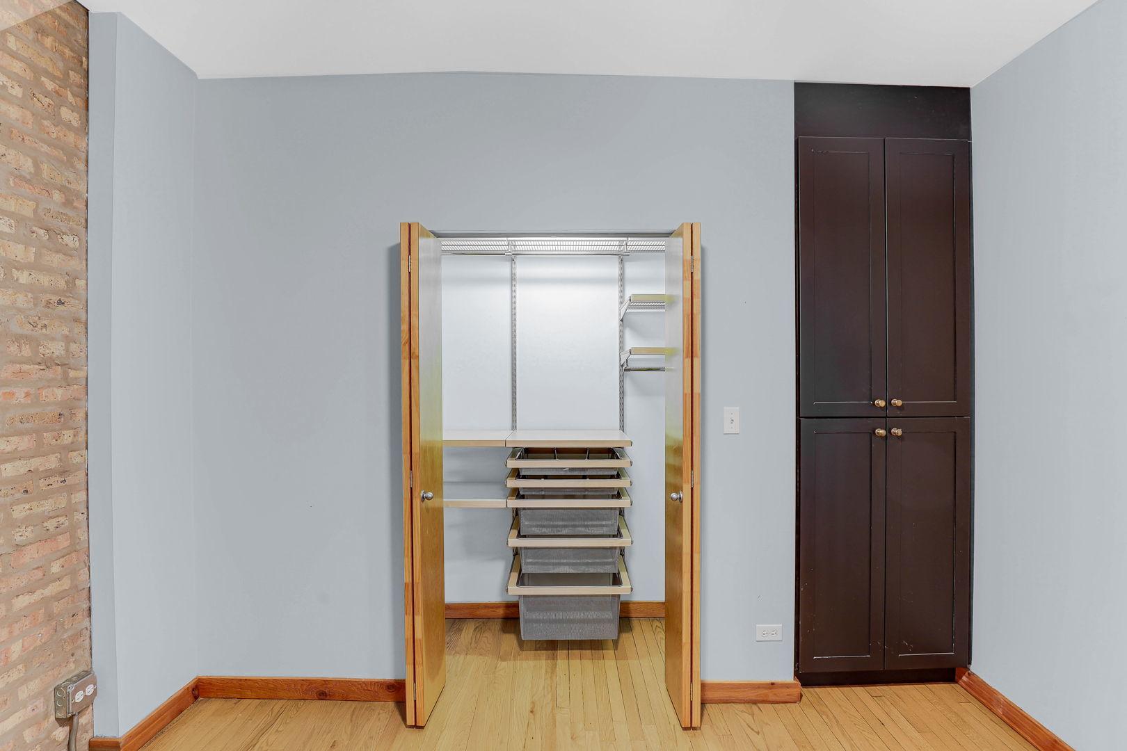 1225 W Greenleaf Avenue Unit: 3E