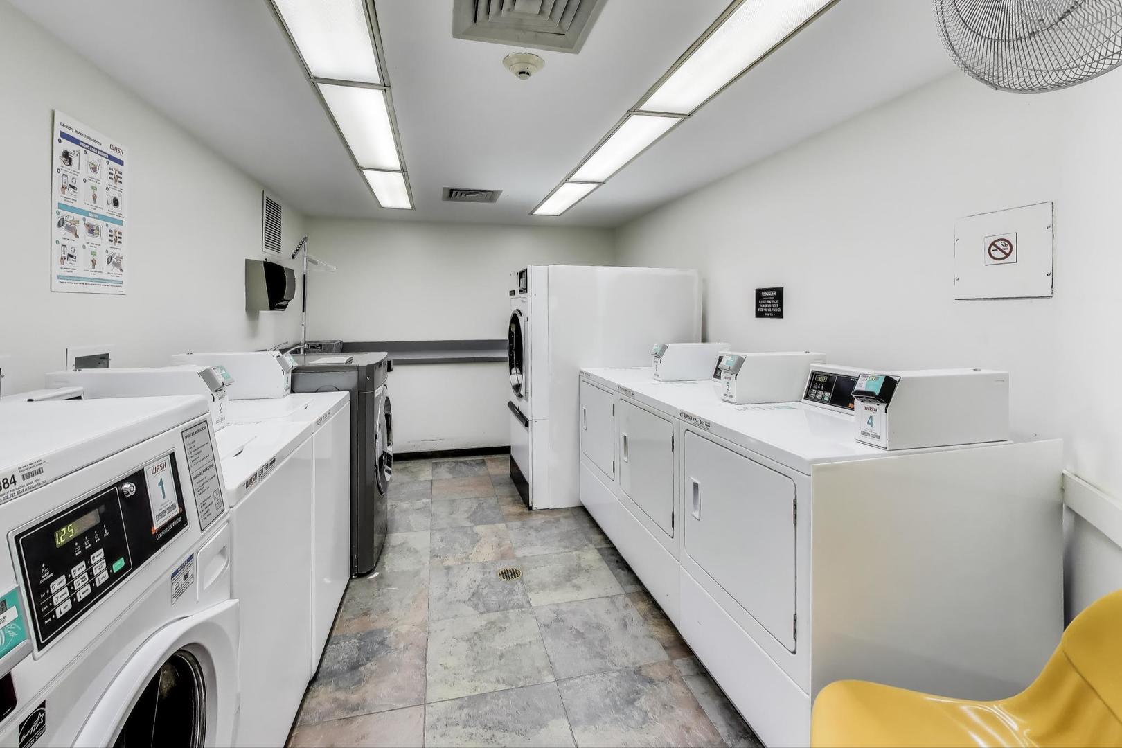 1100 N LAKE SHORE Drive Unit: 19C