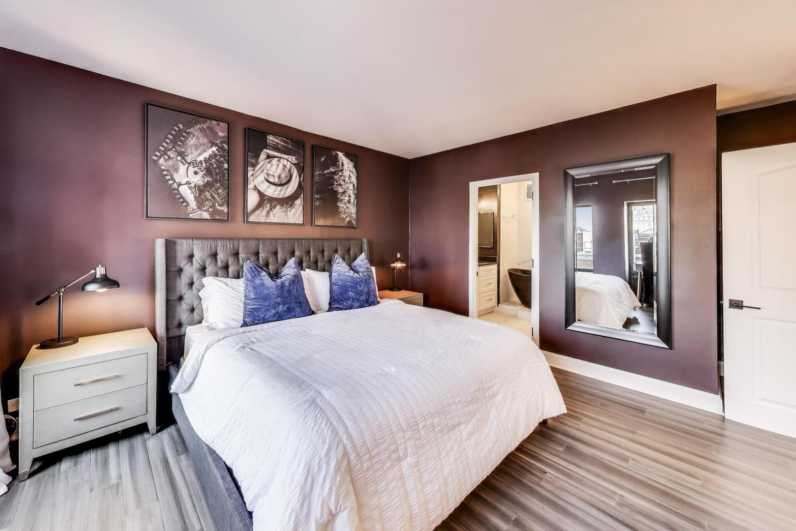 1100 N LAKE SHORE Drive Unit: 19C