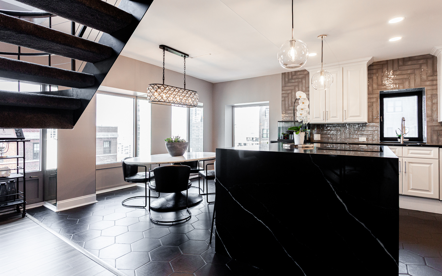1100 N LAKE SHORE Drive Unit: 19C
