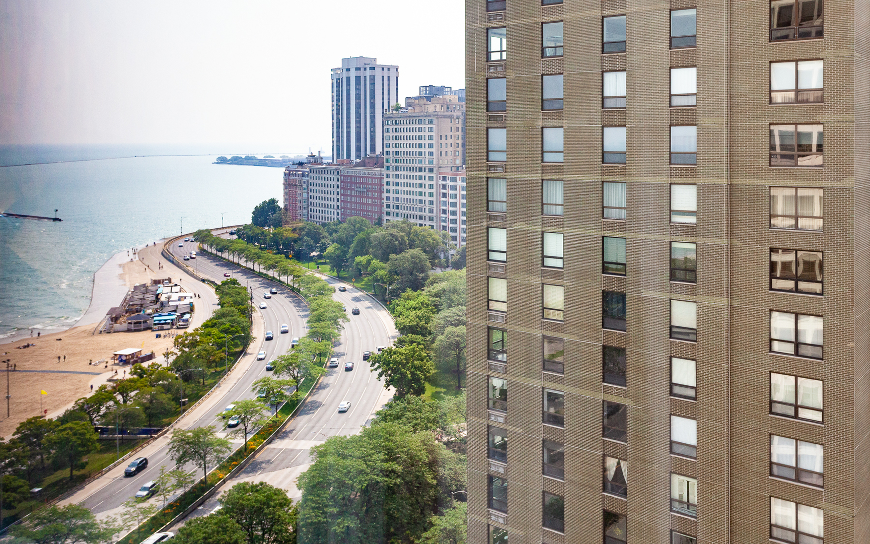 1100 N LAKE SHORE Drive Unit: 19C