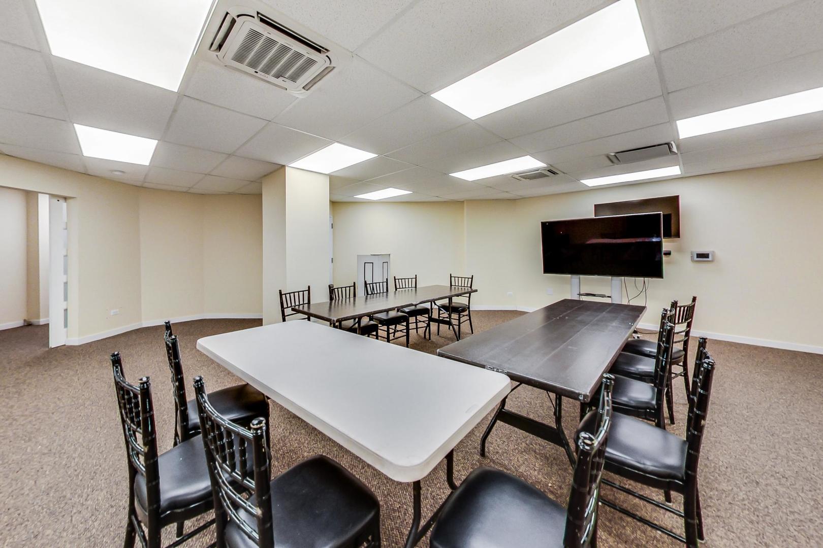 5555 N SHERIDAN Road Unit: 1708