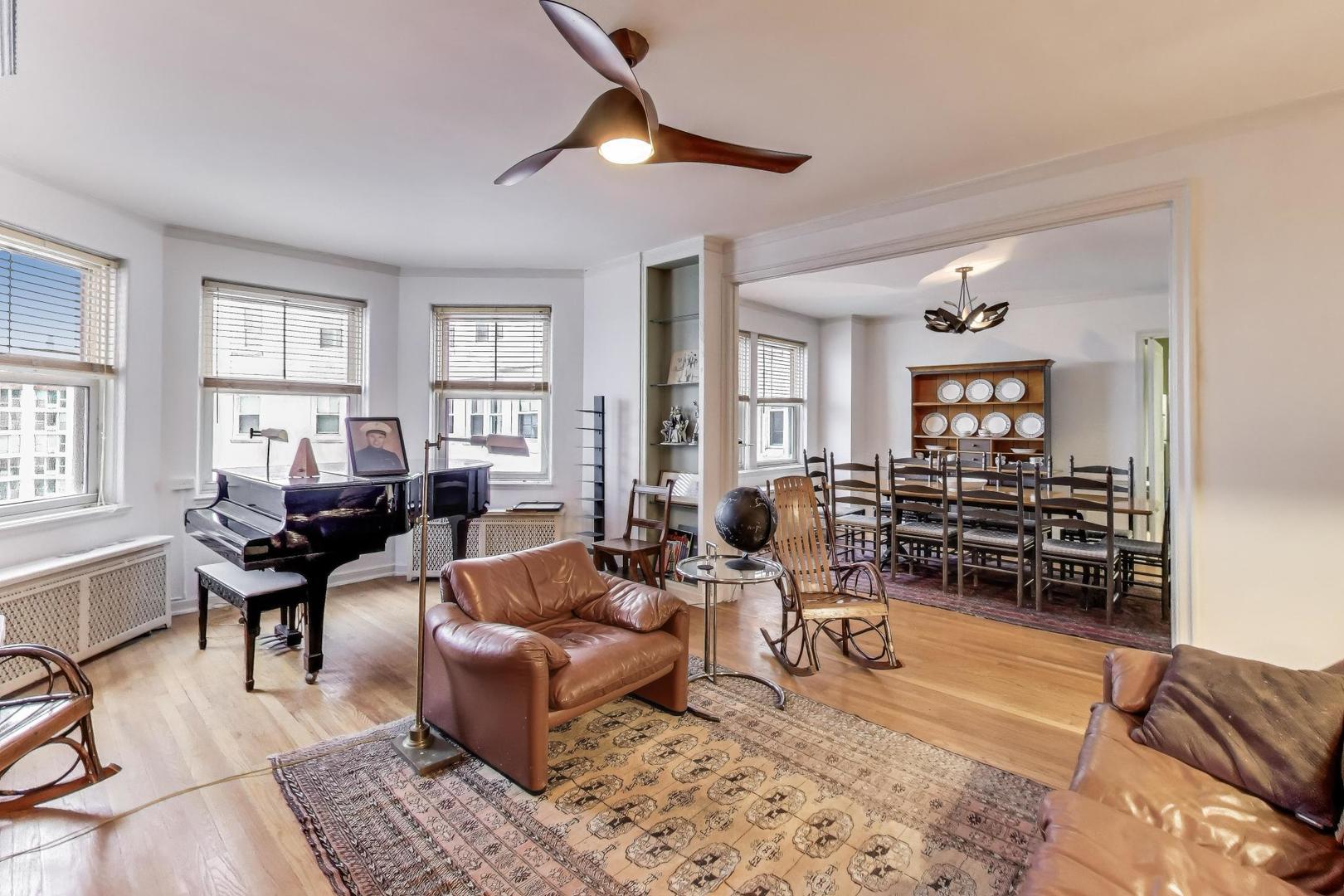 5555 N SHERIDAN Road Unit: 1708