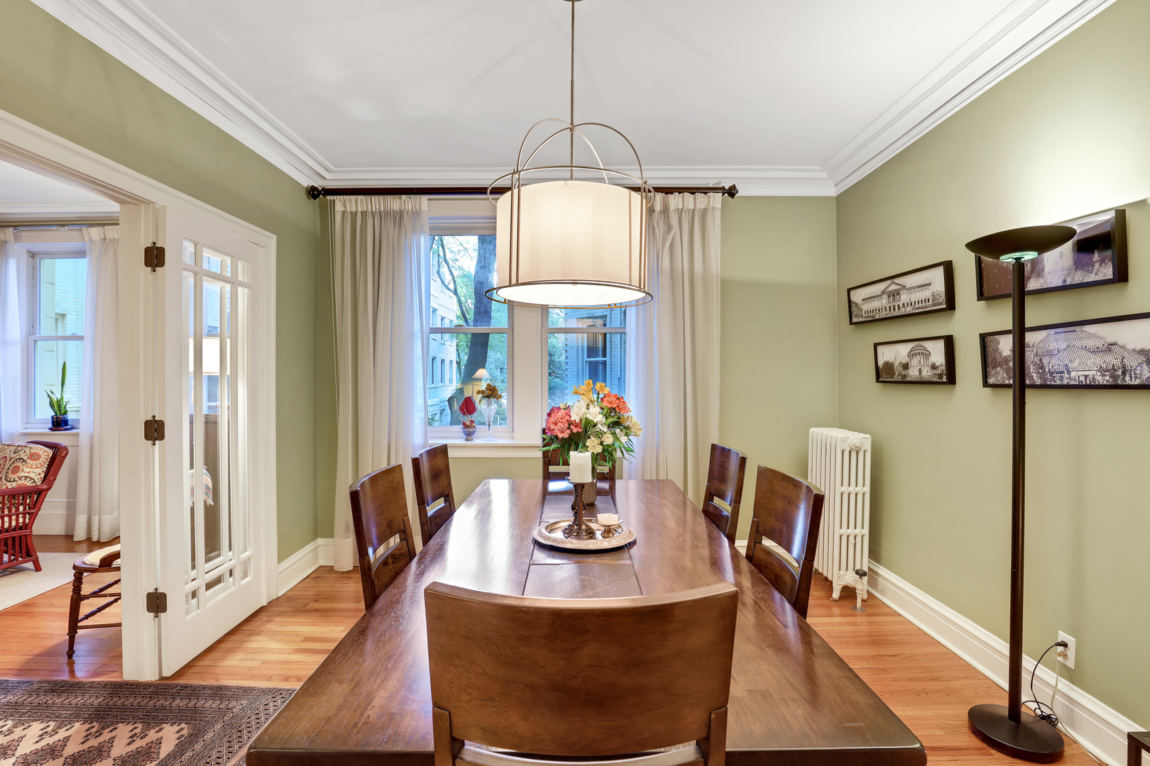 431 W ALDINE Avenue Unit: 10