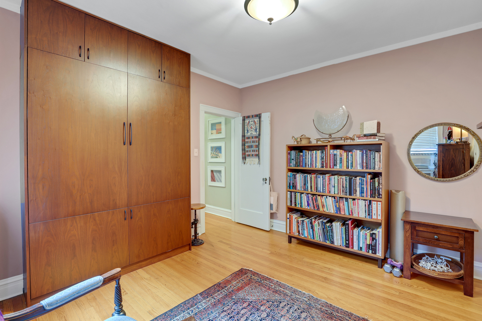 431 W ALDINE Avenue Unit: 10