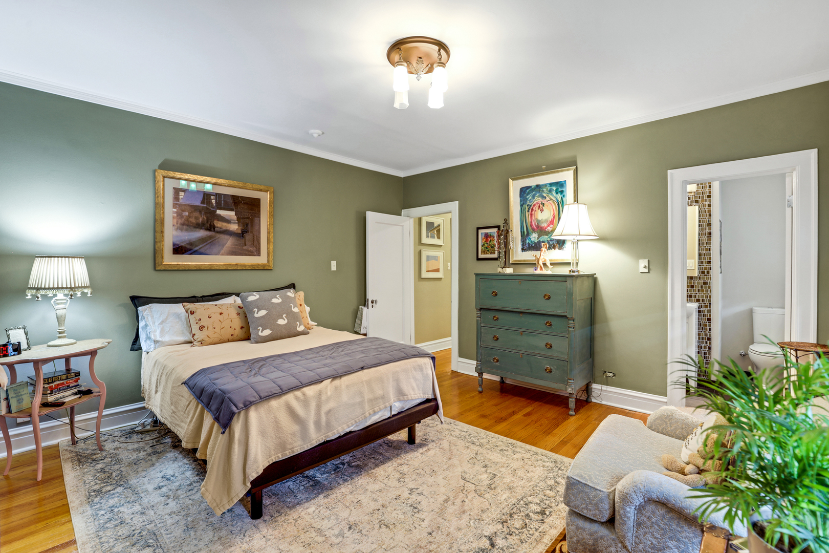 431 W ALDINE Avenue Unit: 10