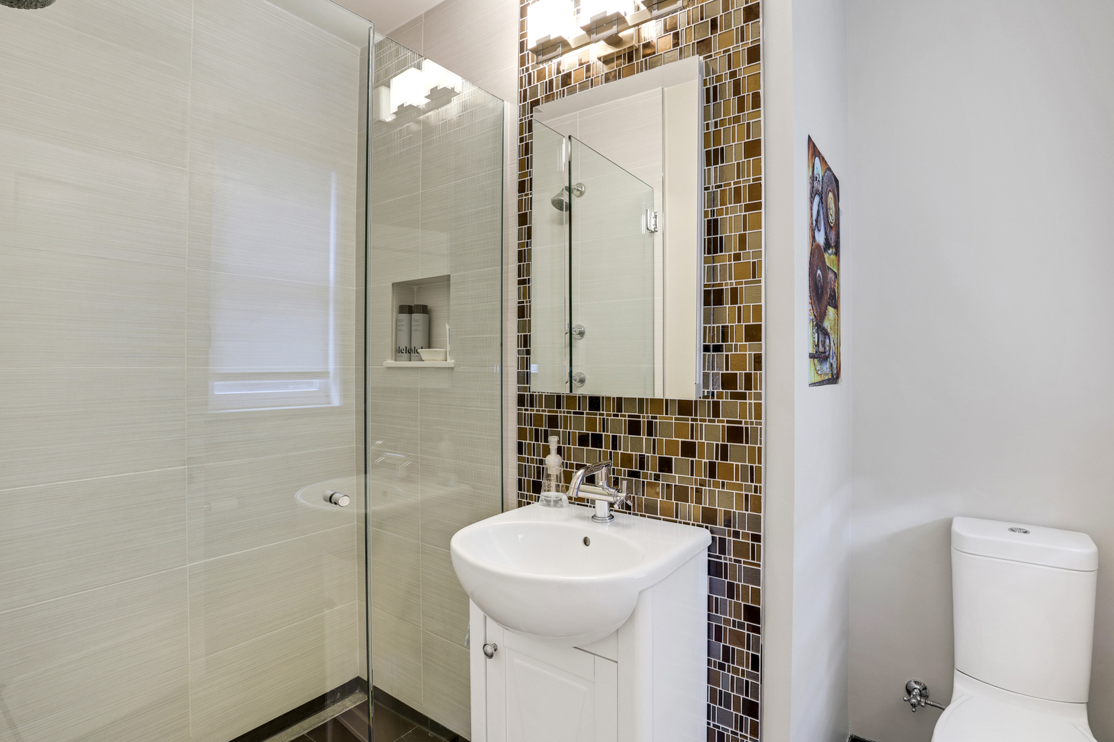 431 W ALDINE Avenue Unit: 10