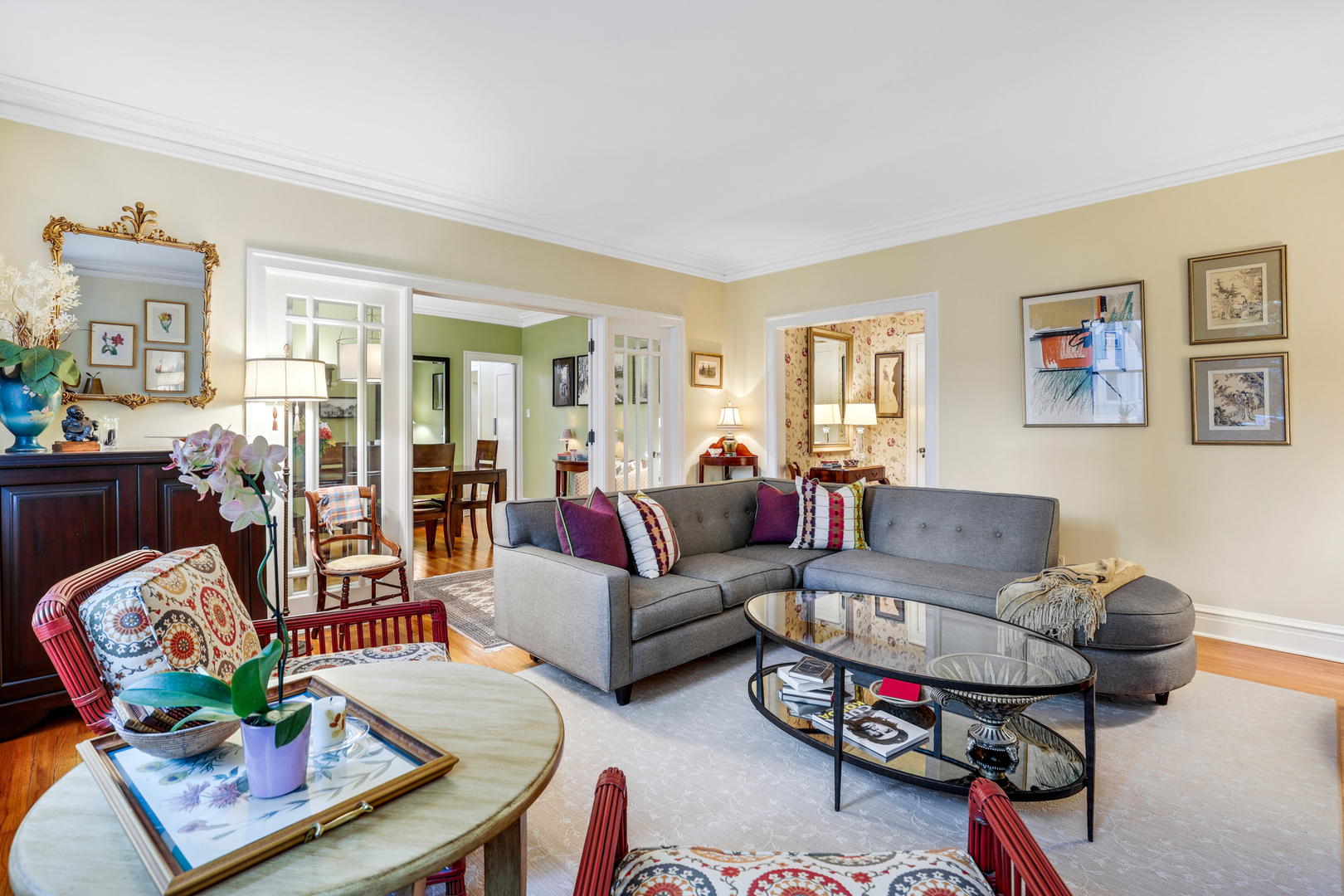 431 W ALDINE Avenue Unit: 10