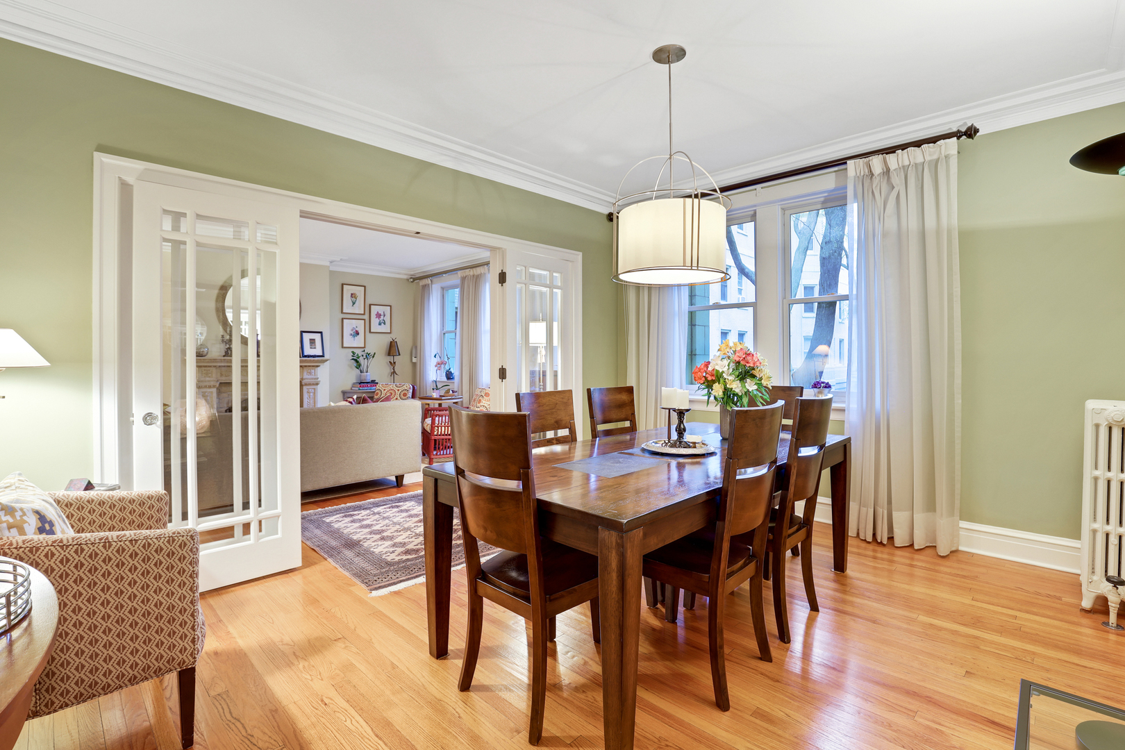 431 W ALDINE Avenue Unit: 10