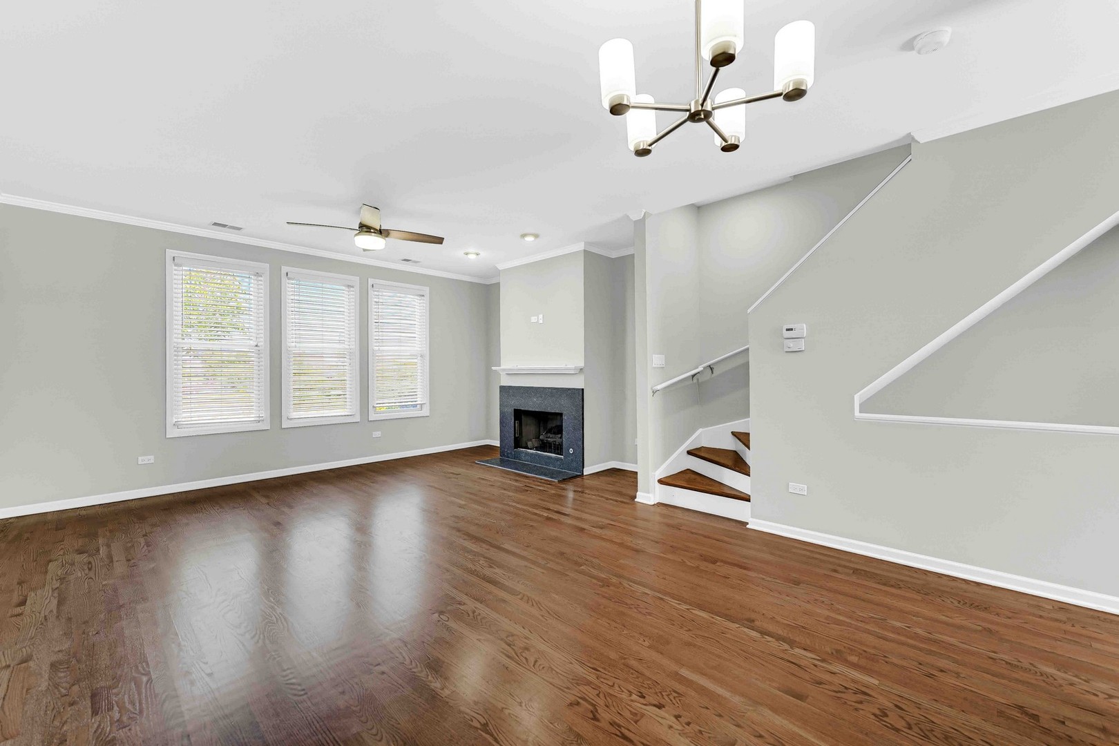 1040 N Kingsbury Street