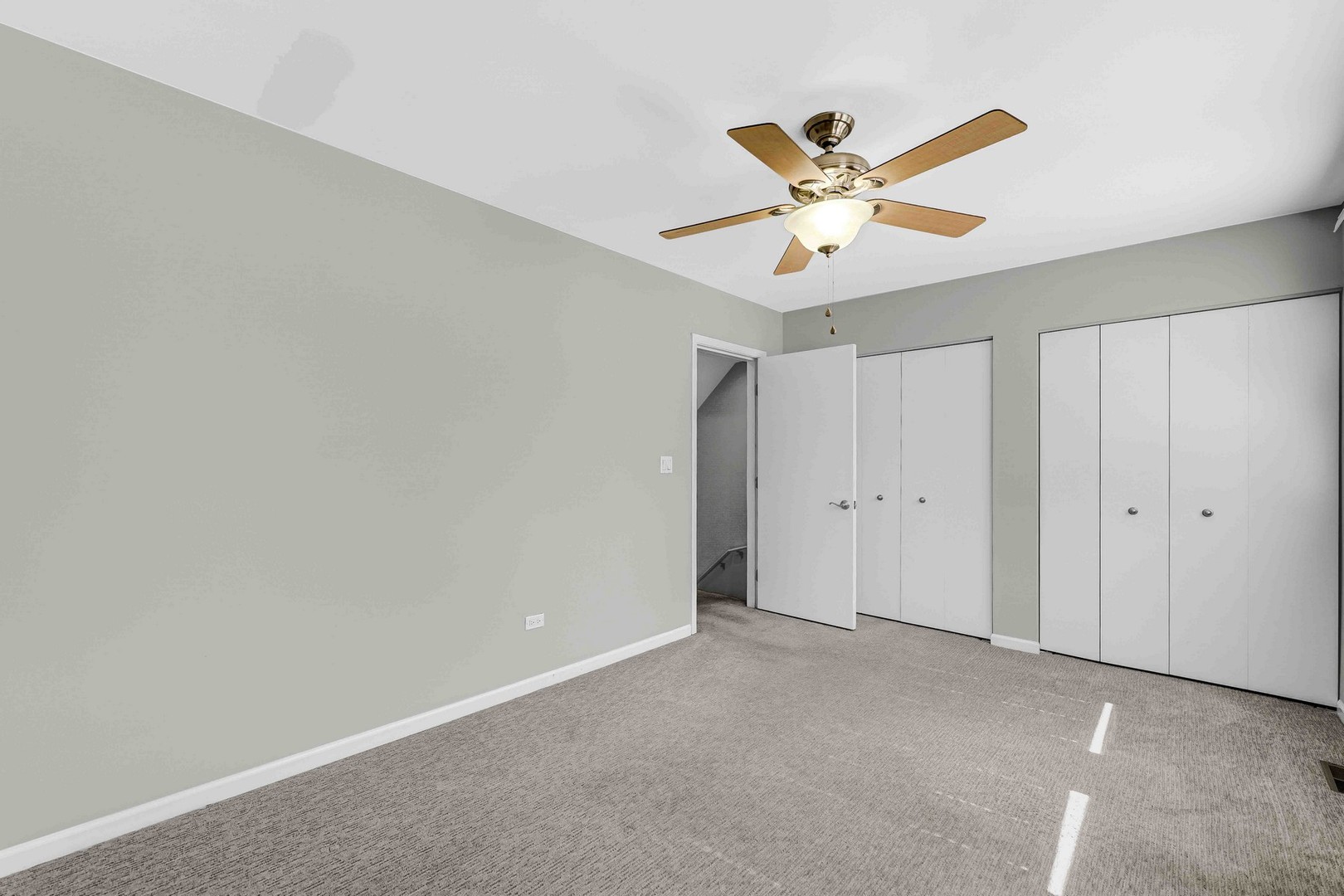 1040 N Kingsbury Street