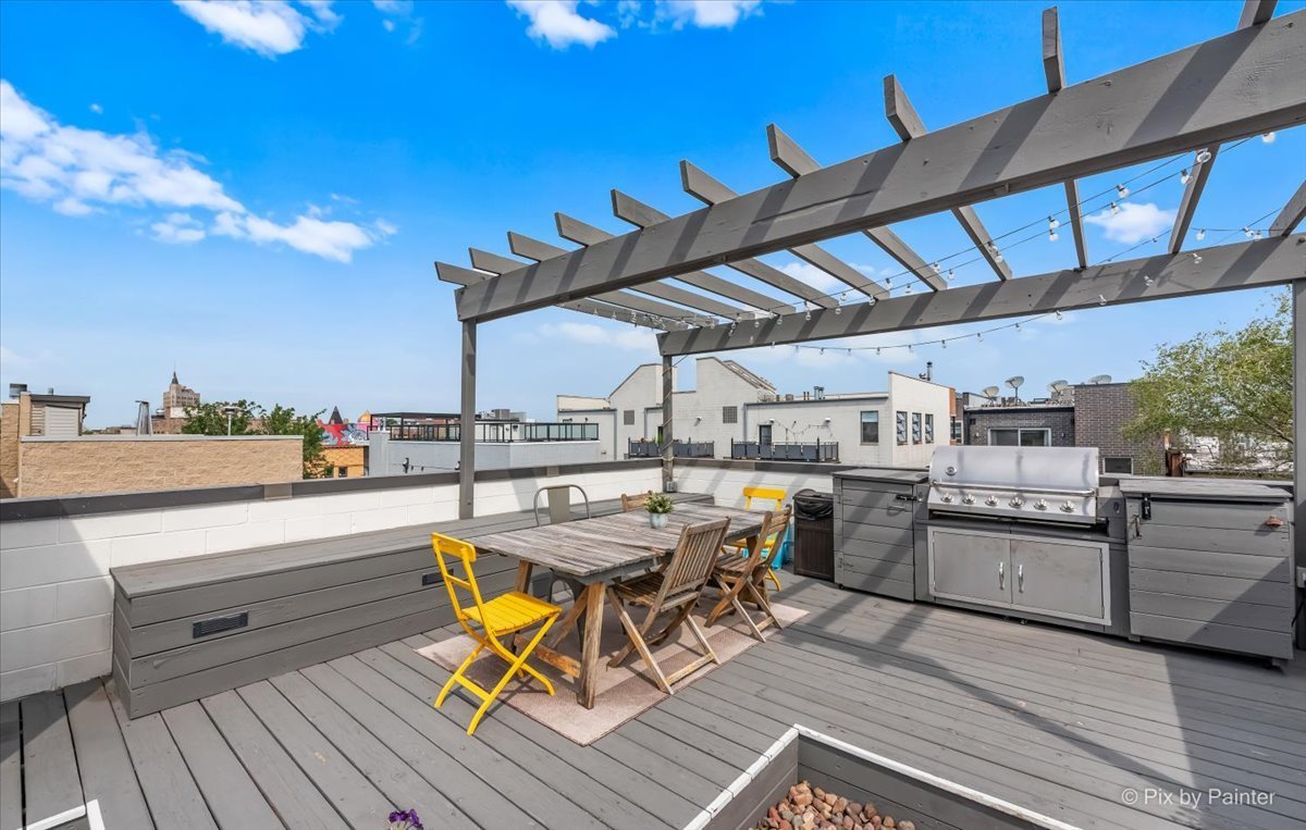 1746 W Pierce Avenue Unit: 2