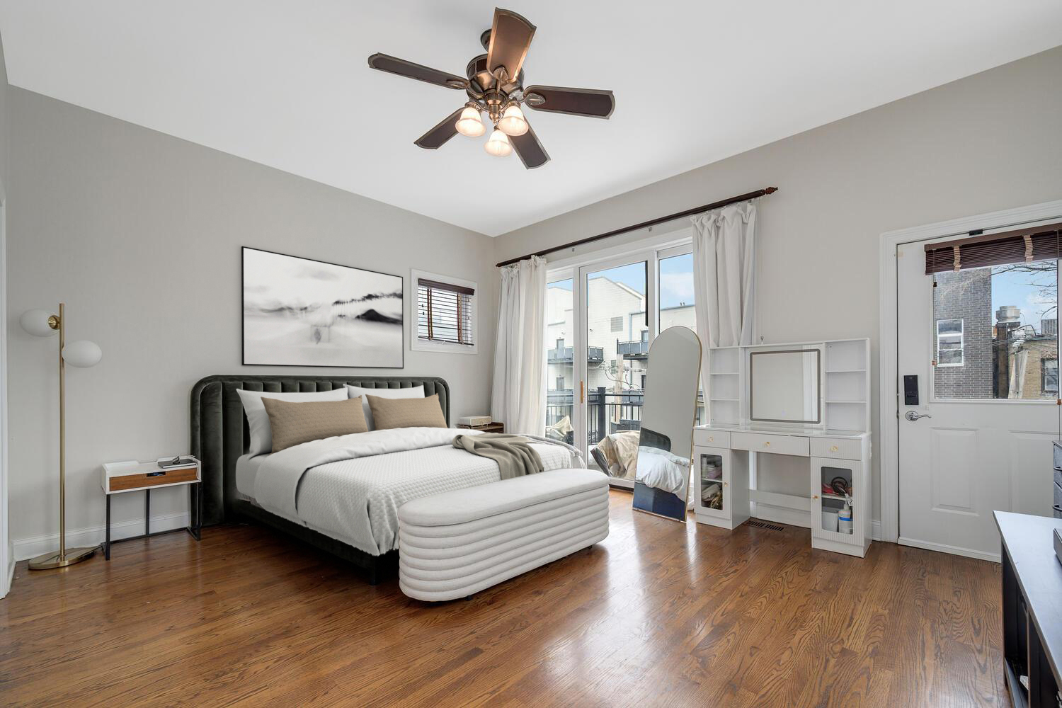 1746 W Pierce Avenue Unit: 2