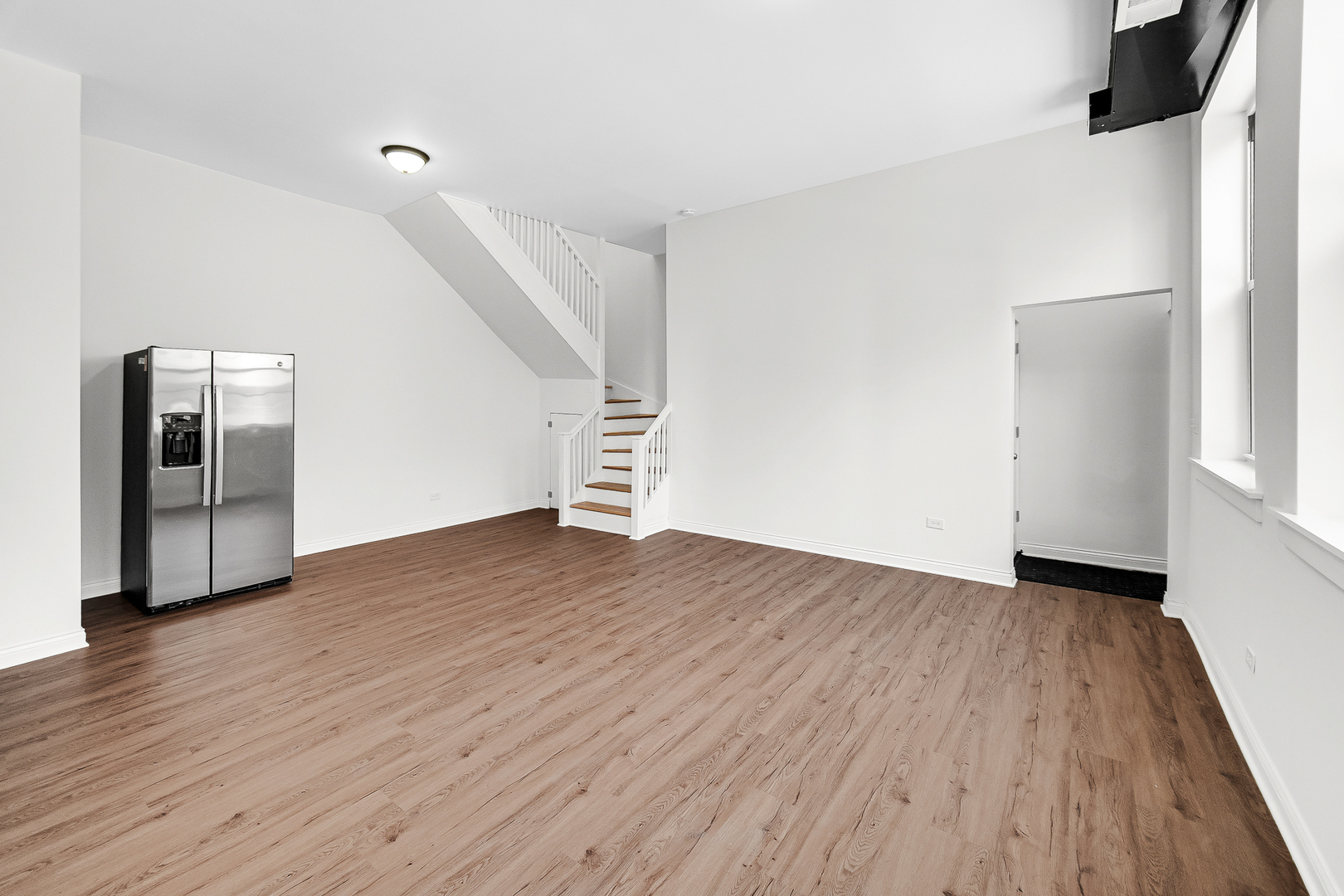 1225 N Milwaukee Avenue Unit: R