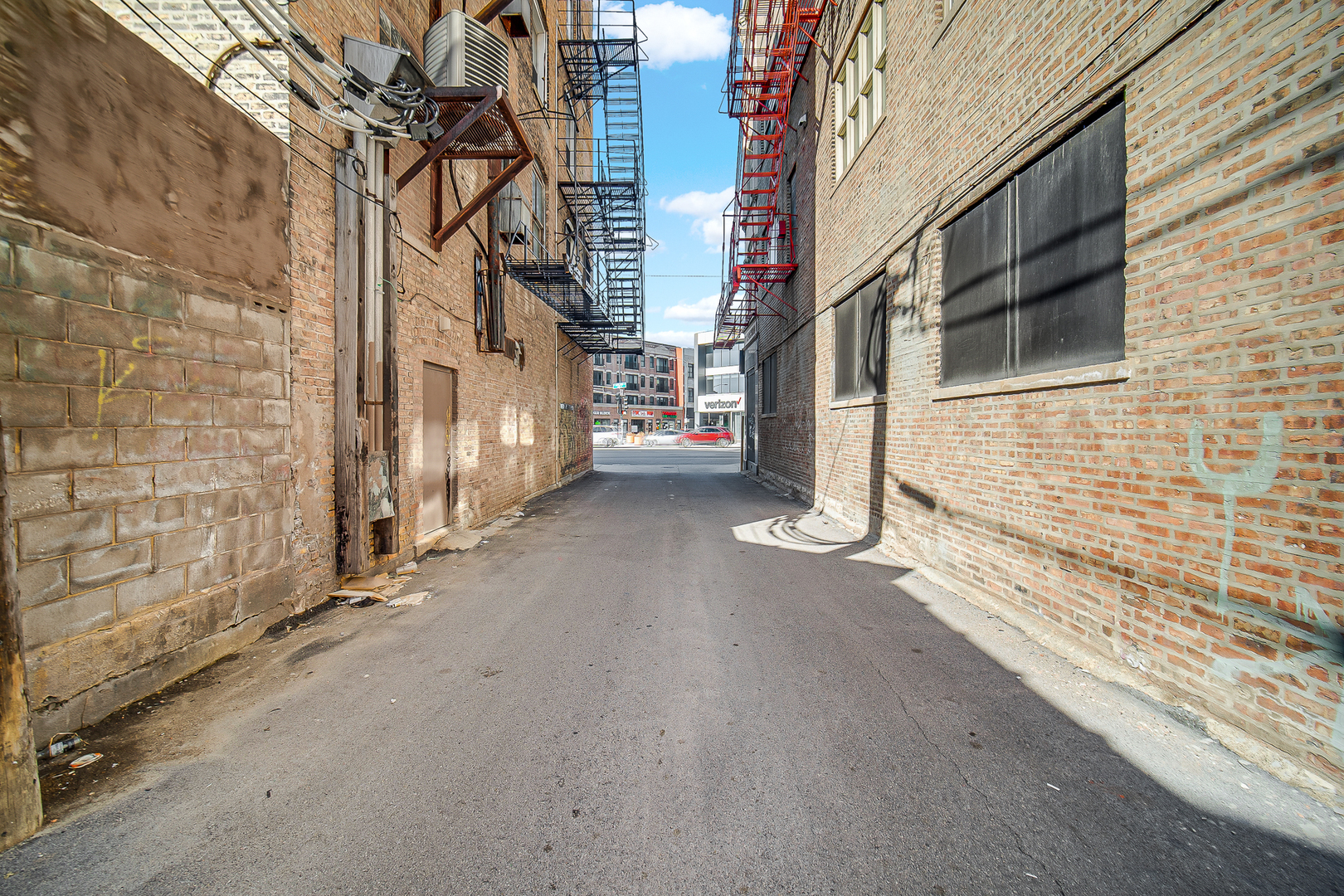 1225 N Milwaukee Avenue Unit: R