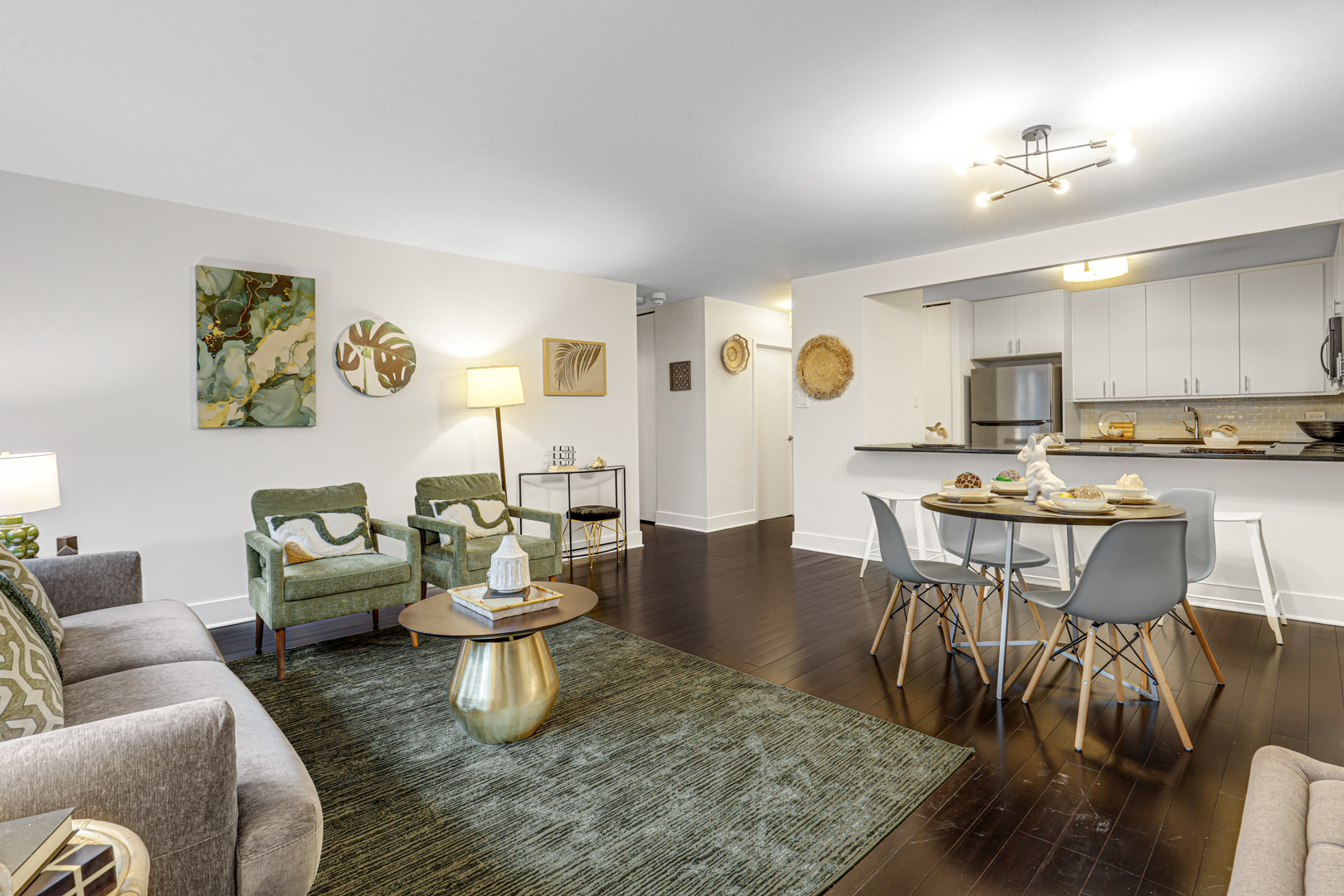 211 E Ohio Street Unit: 1108