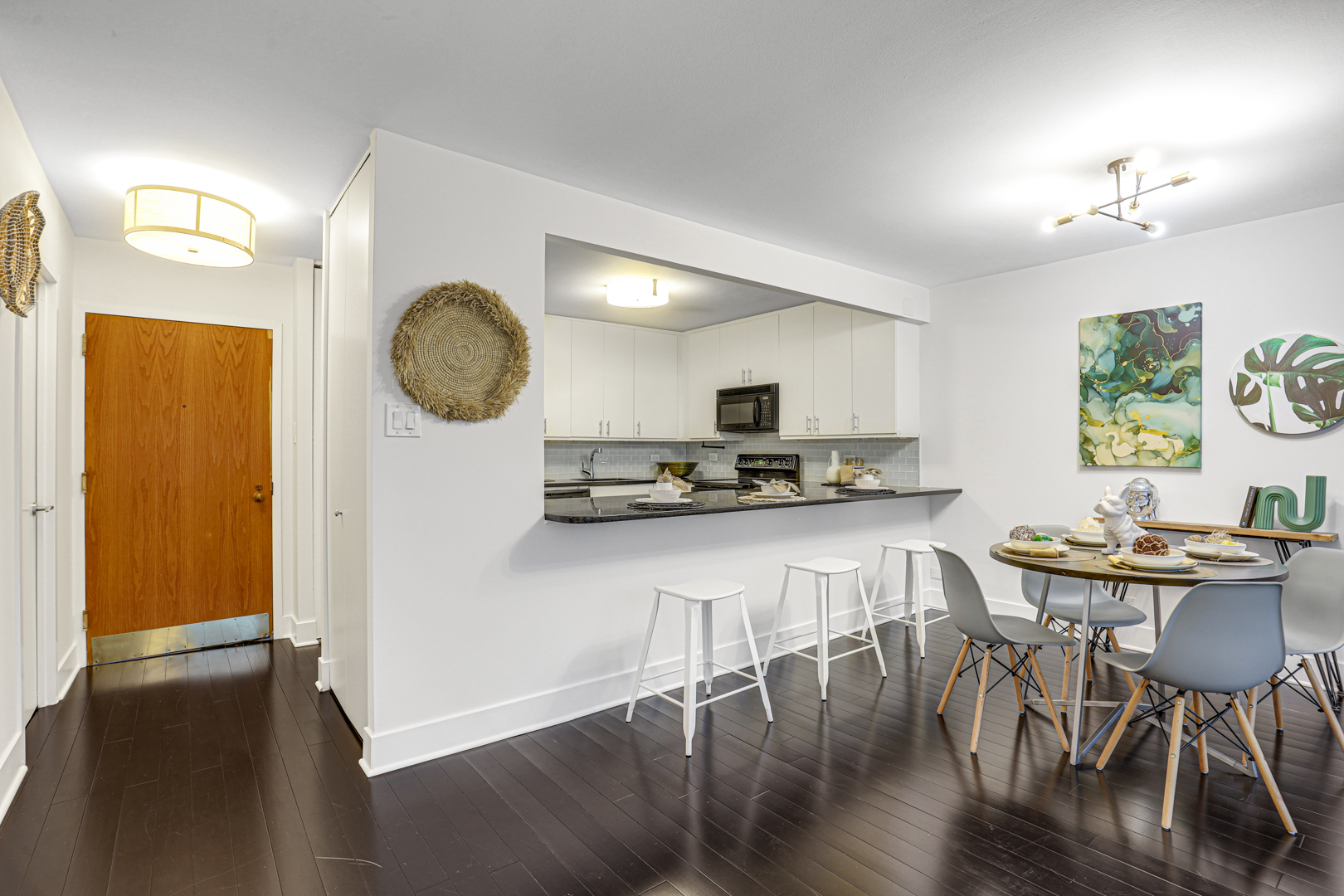 211 E Ohio Street Unit: 1108