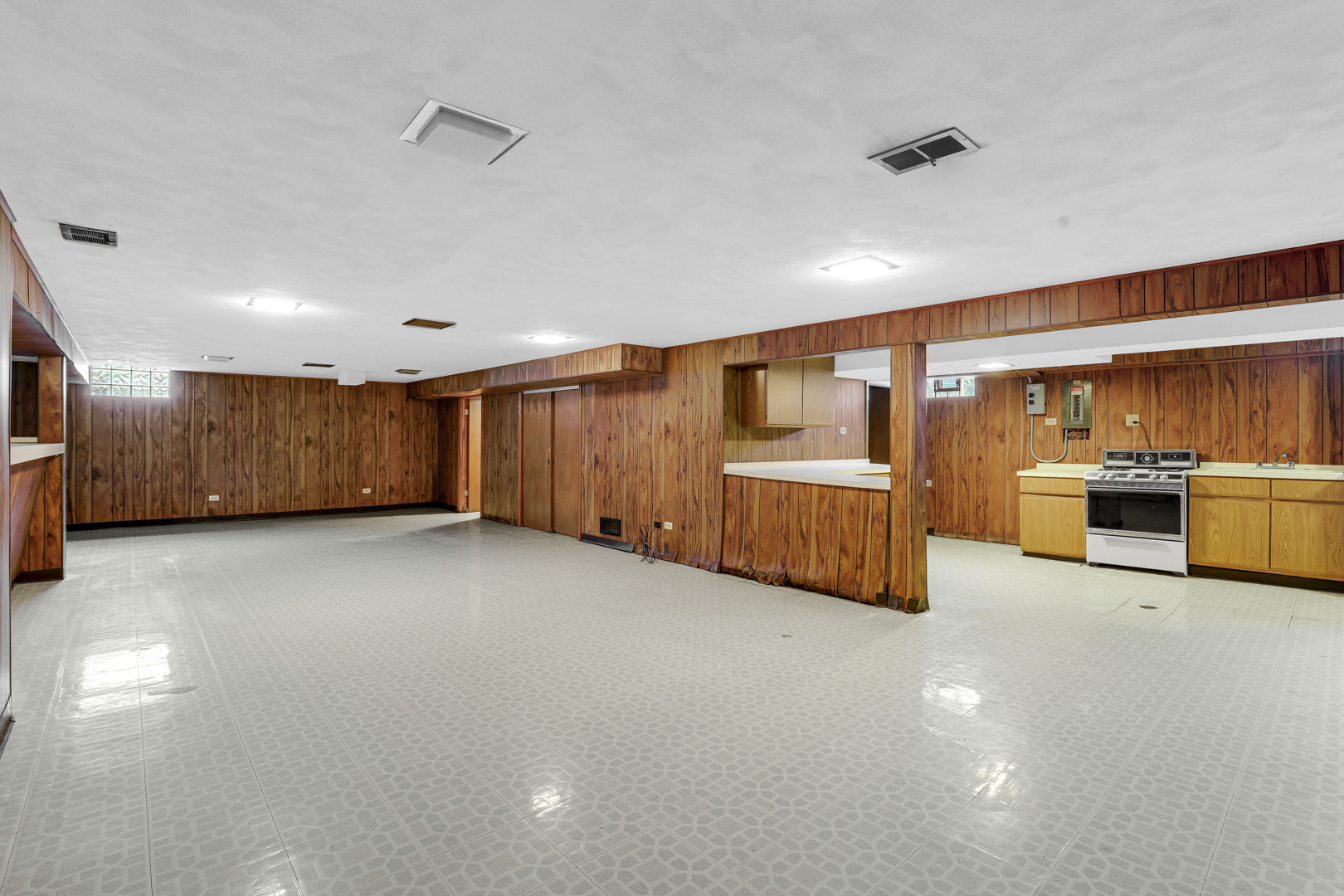 270 Crescent Drive