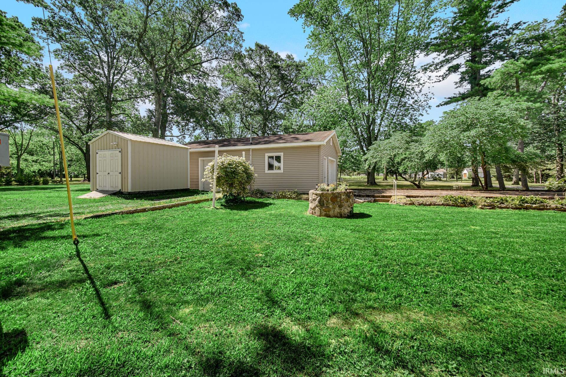 7816 N Sparrow Court