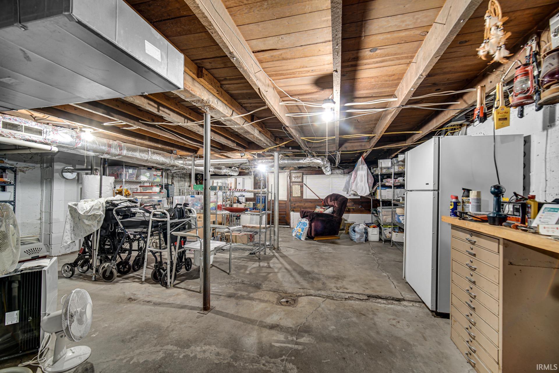 7816 N Sparrow Court