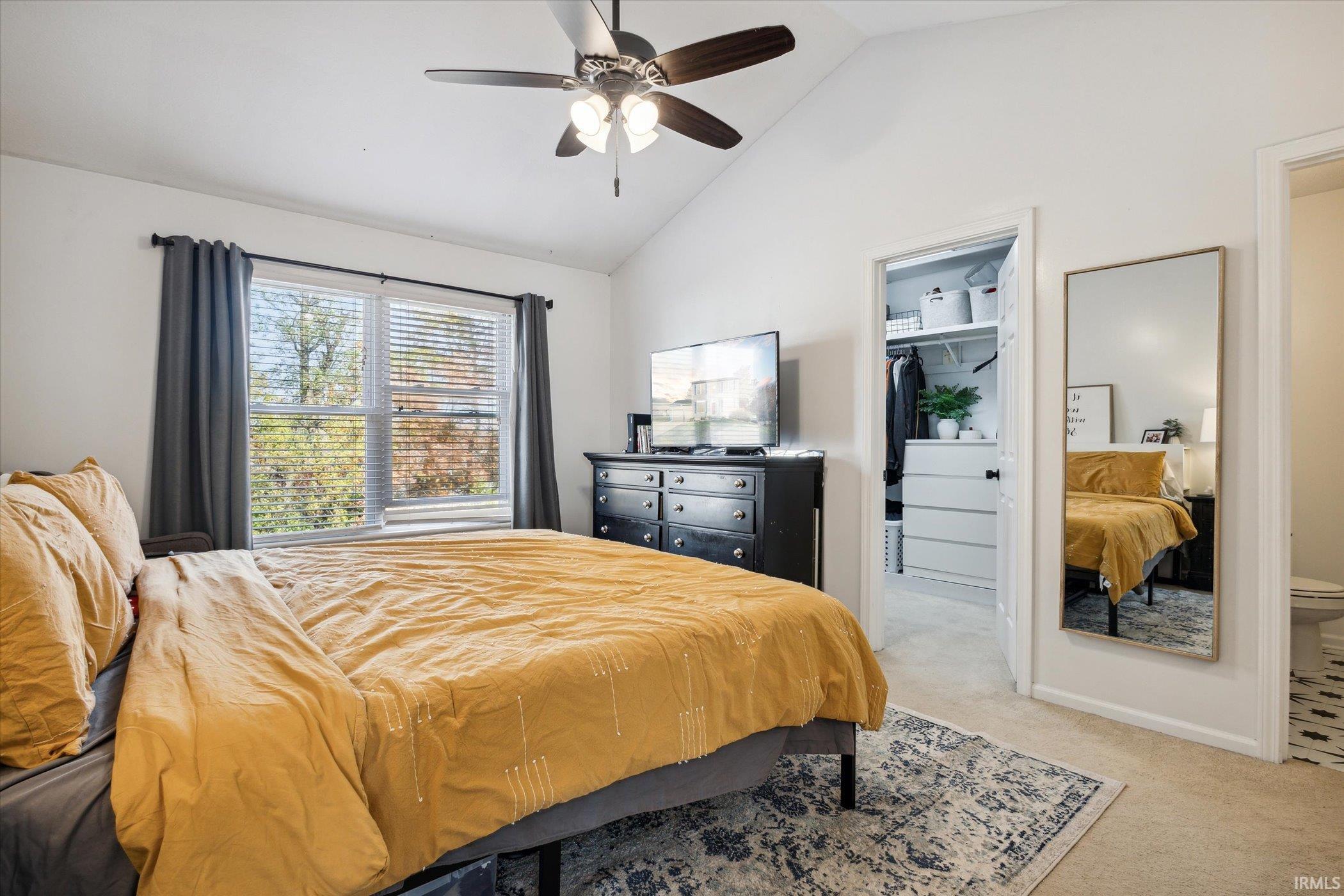 25715 Burrow Trail