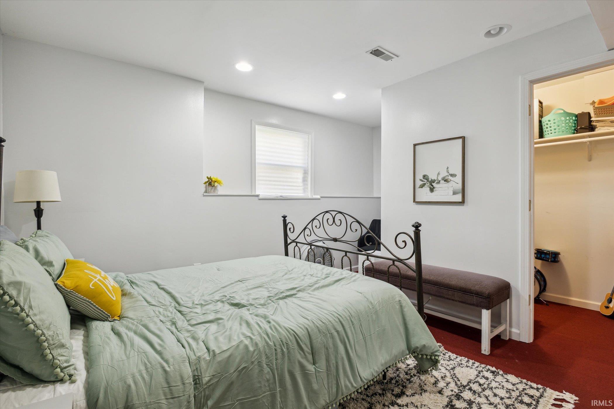 25715 Burrow Trail
