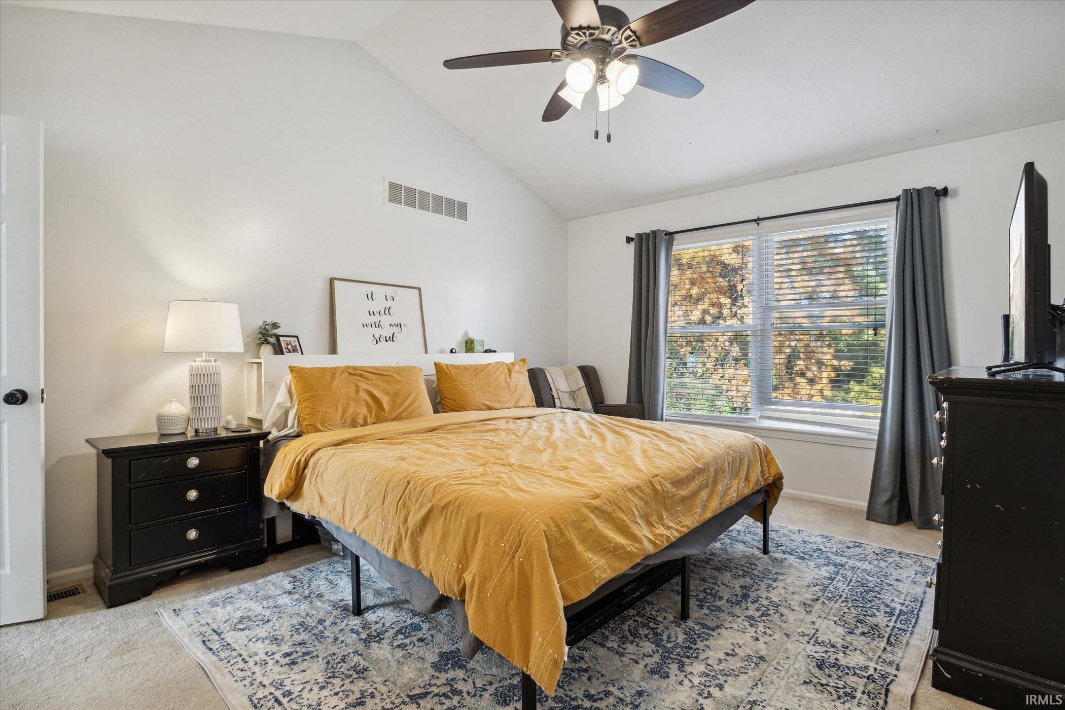 25715 Burrow Trail