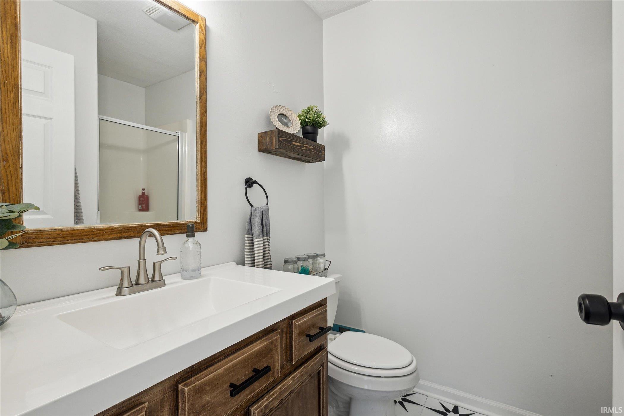 25715 Burrow Trail
