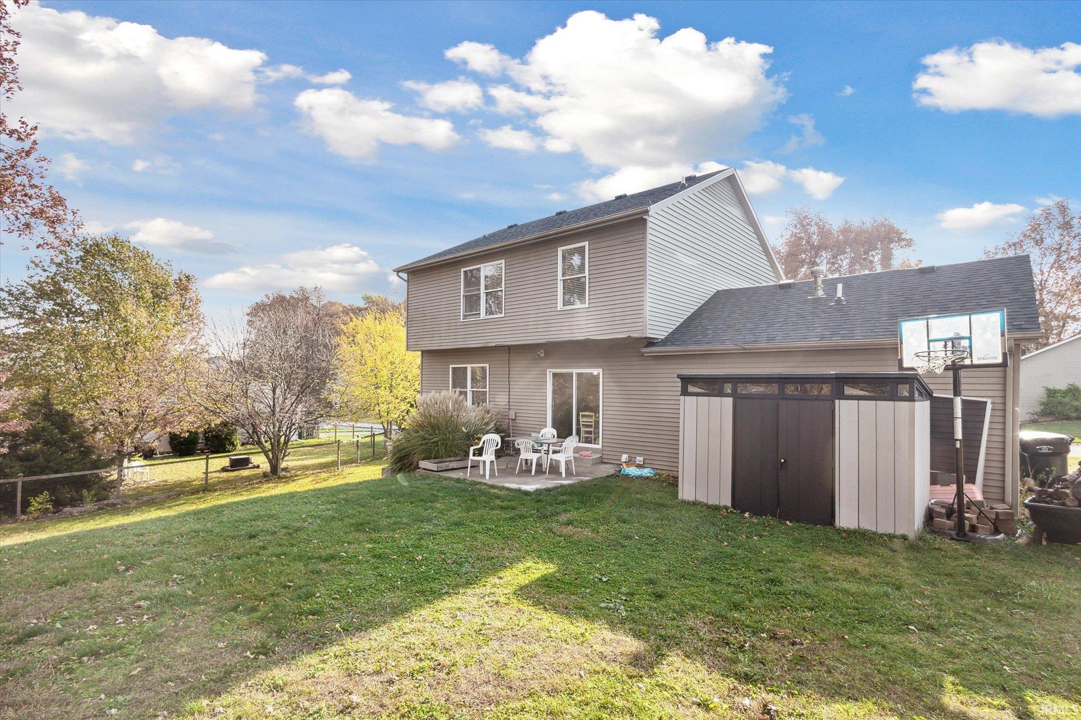 25715 Burrow Trail