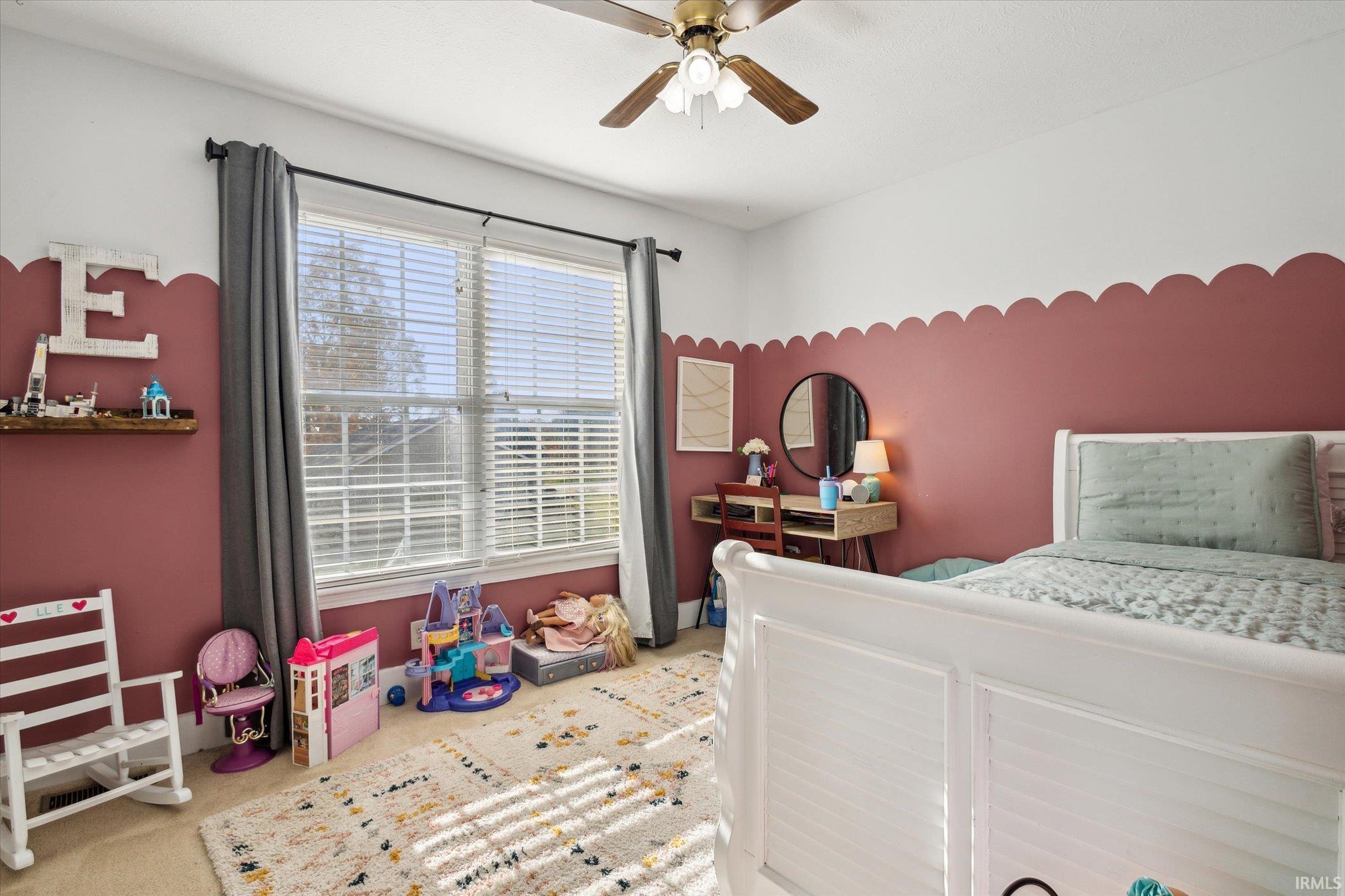 25715 Burrow Trail