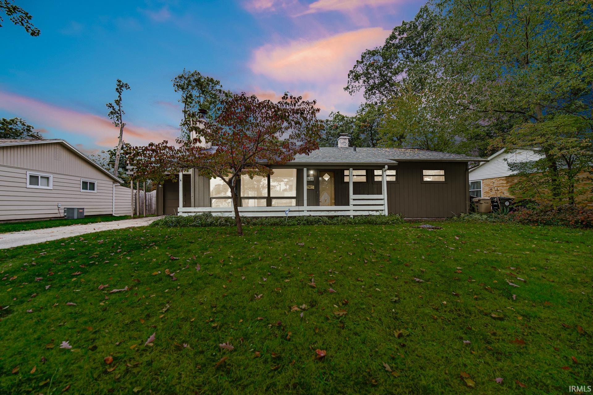 3425 Kent Lane