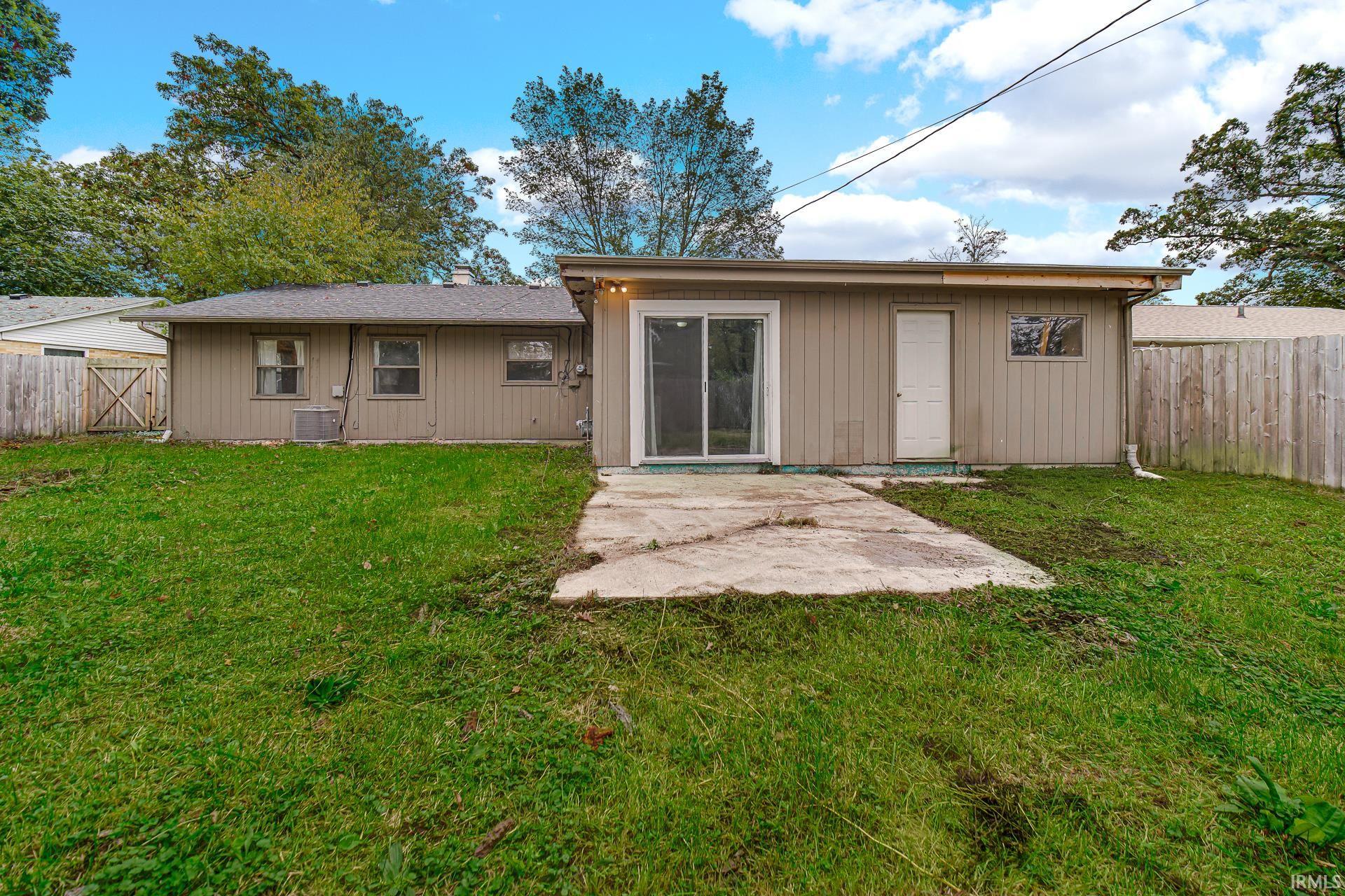 3425 Kent Lane