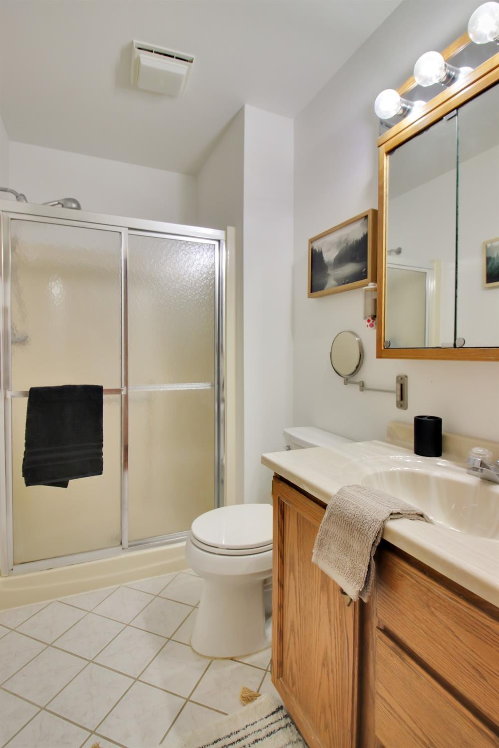 350 Deerpath Drive W