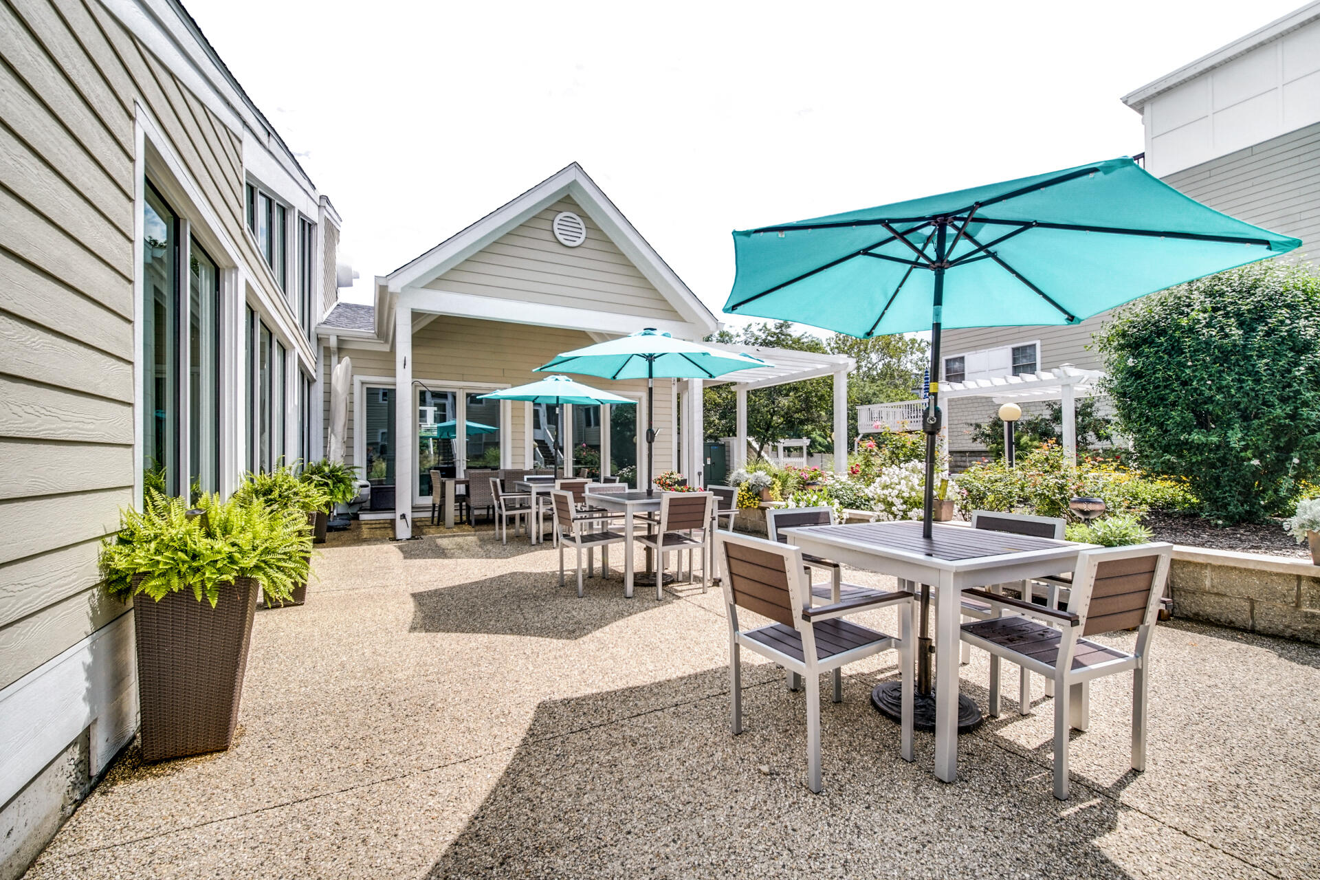 200 Lake Shore Drive B