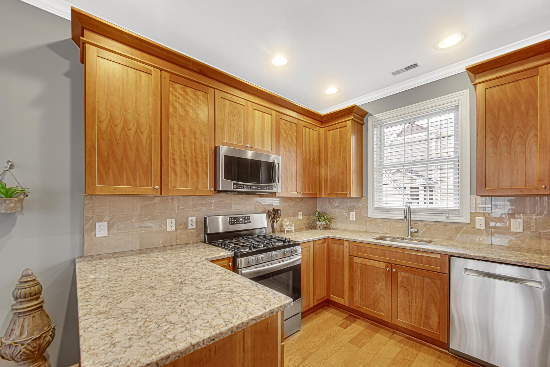 200 Lake Shore Drive B