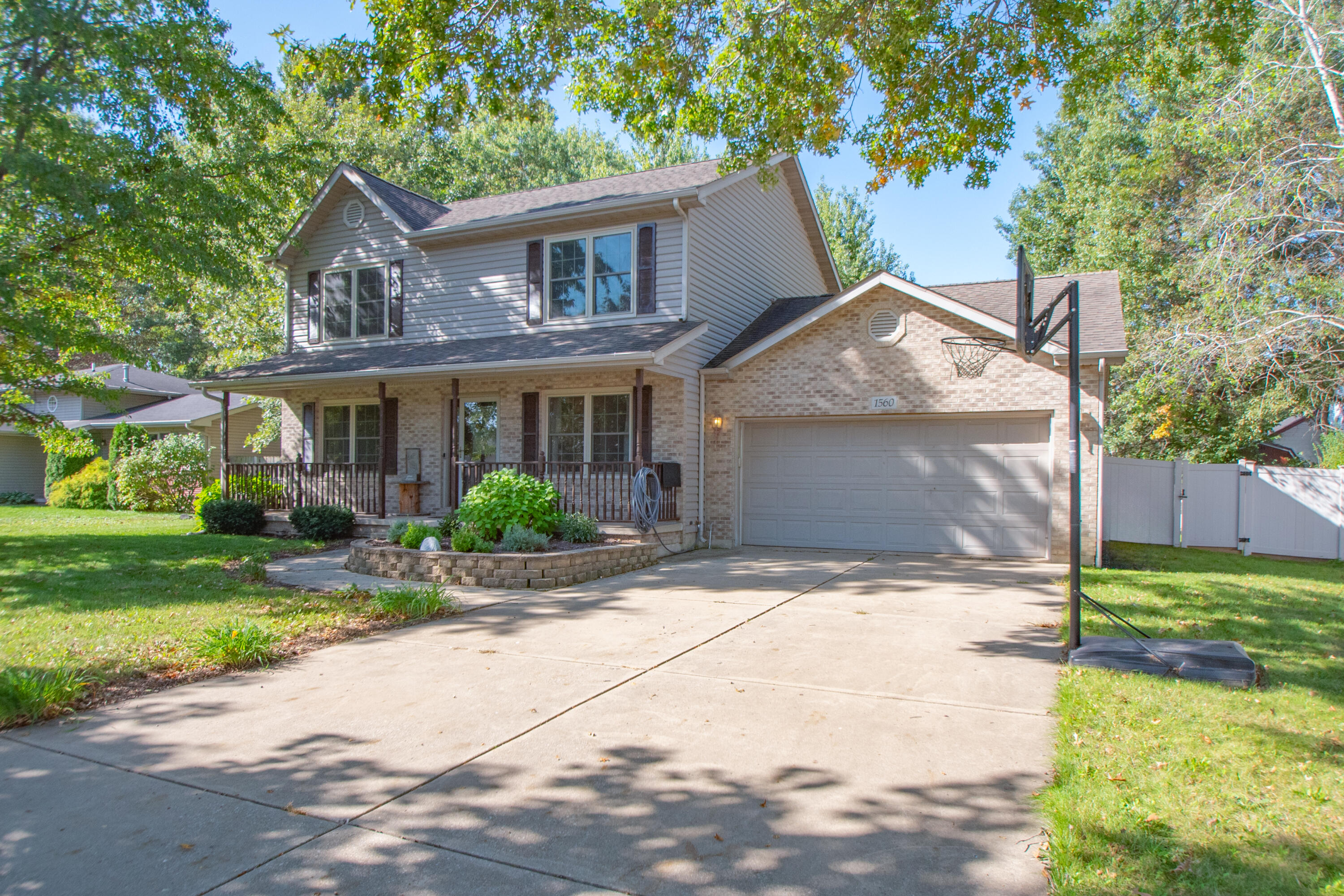 1560 Duffer Drive