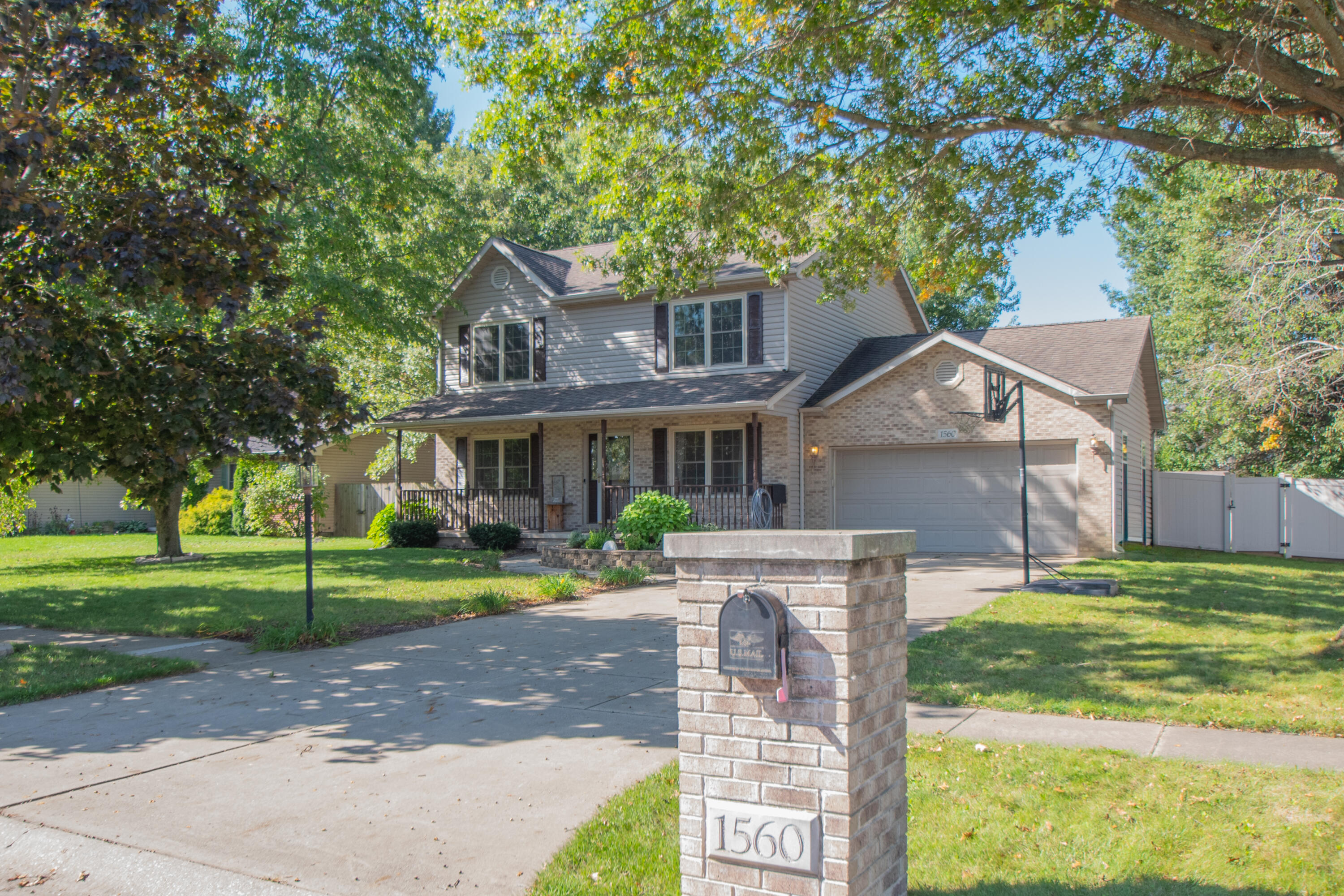 1560 Duffer Drive