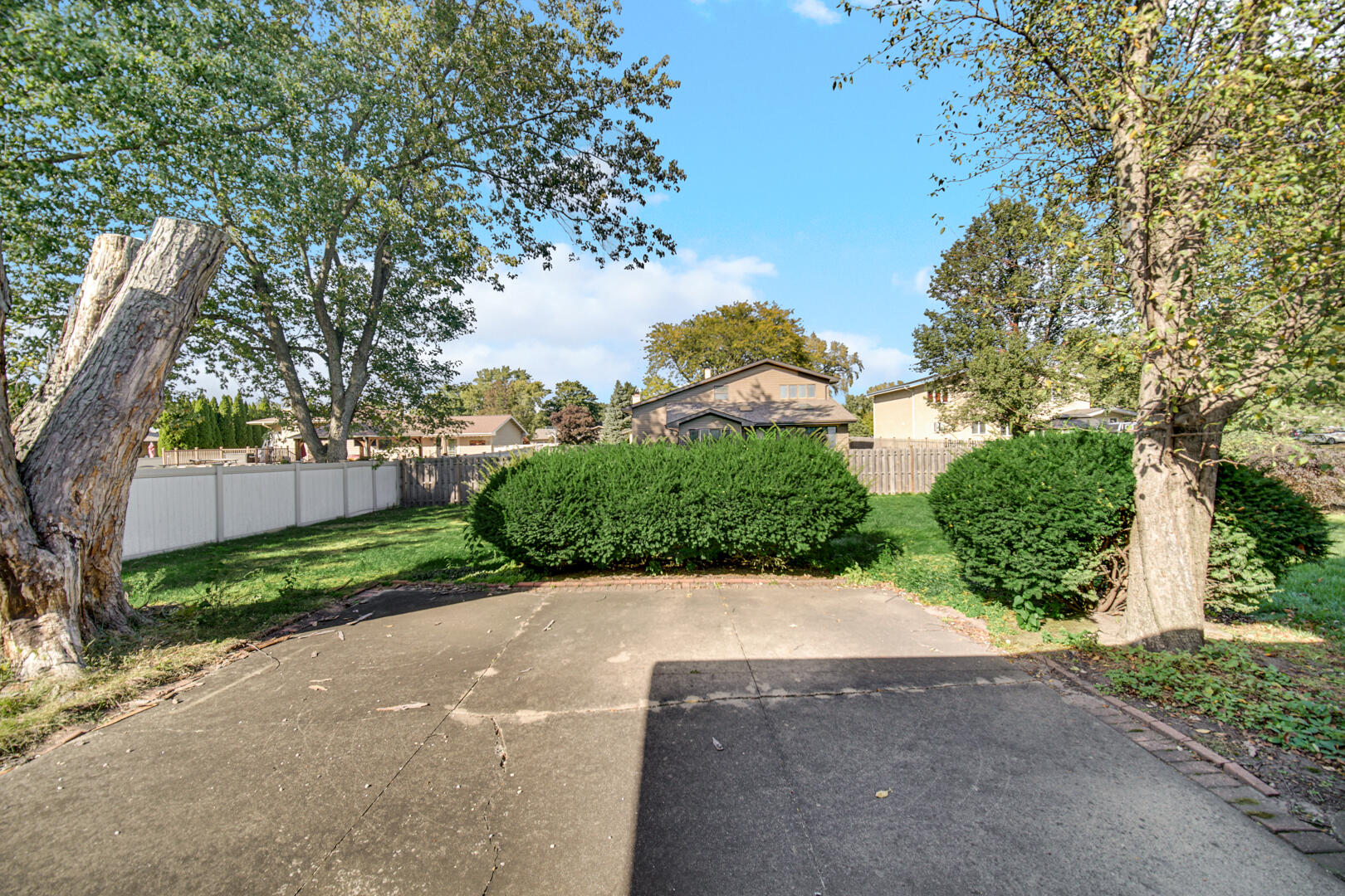 1151 Bluebird Lane