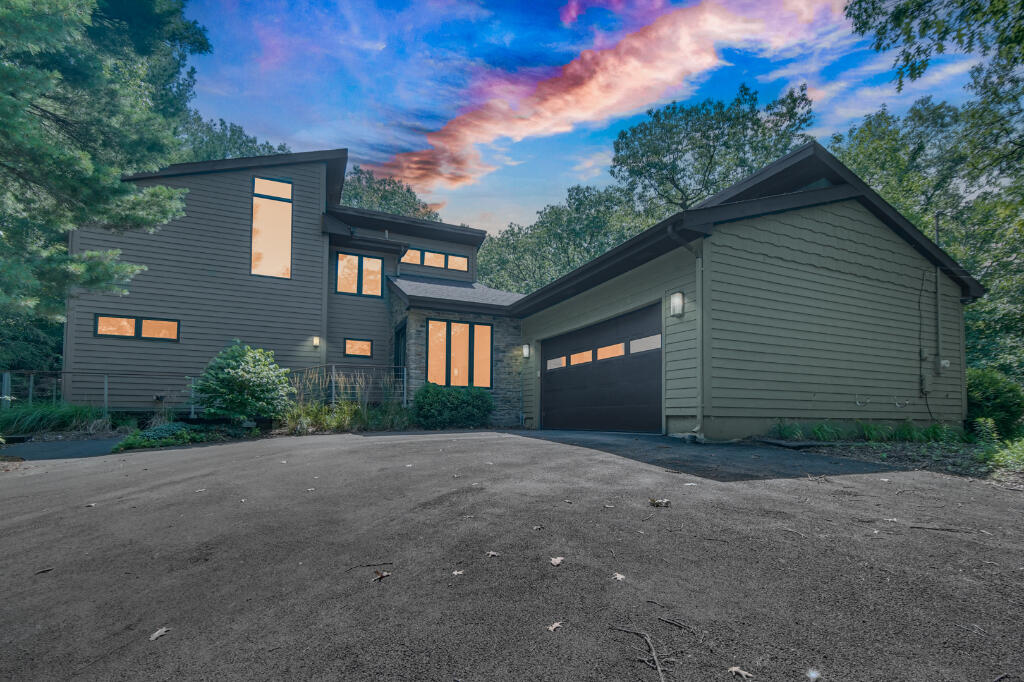 63 Diana Road