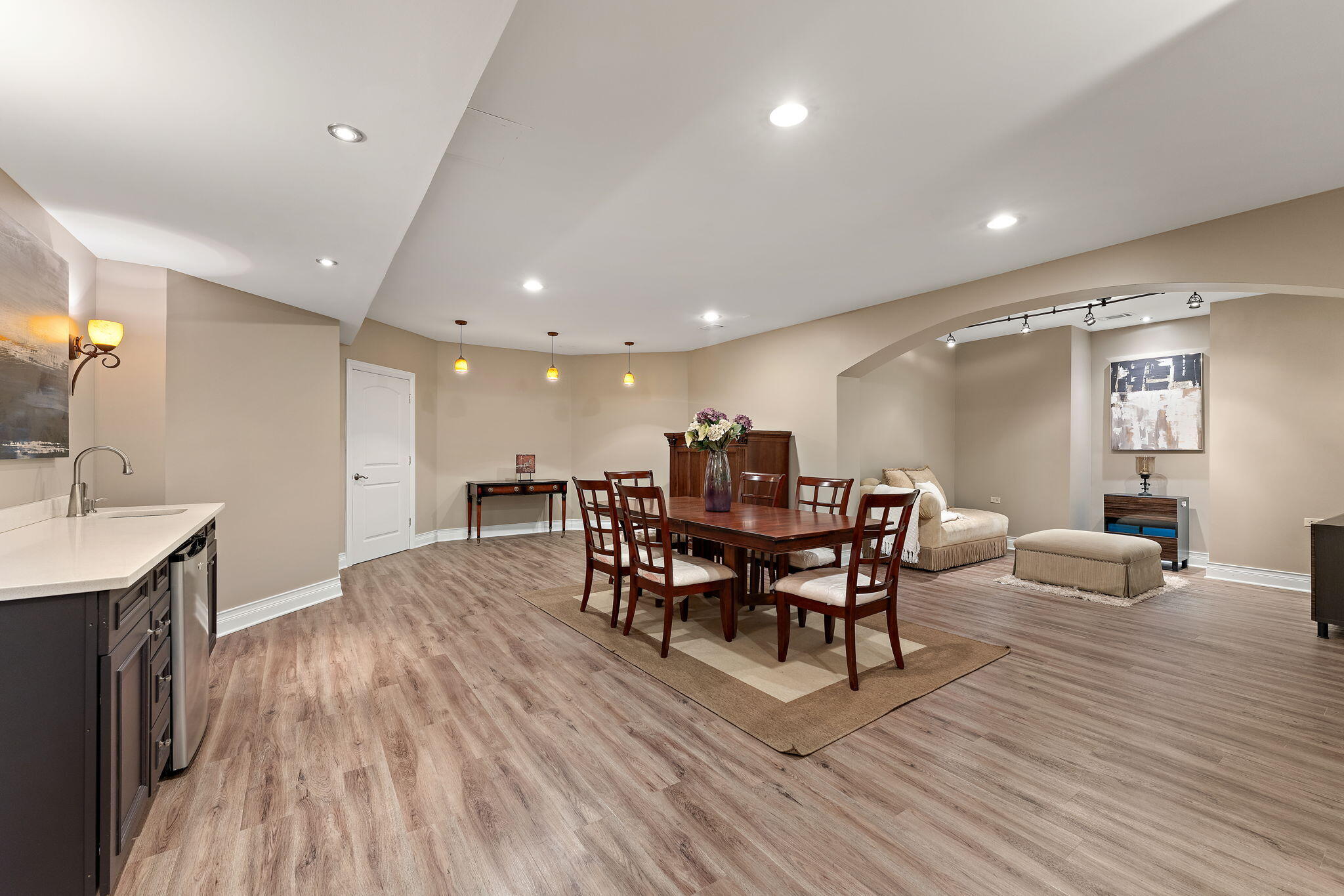 2131 White Oak Lane