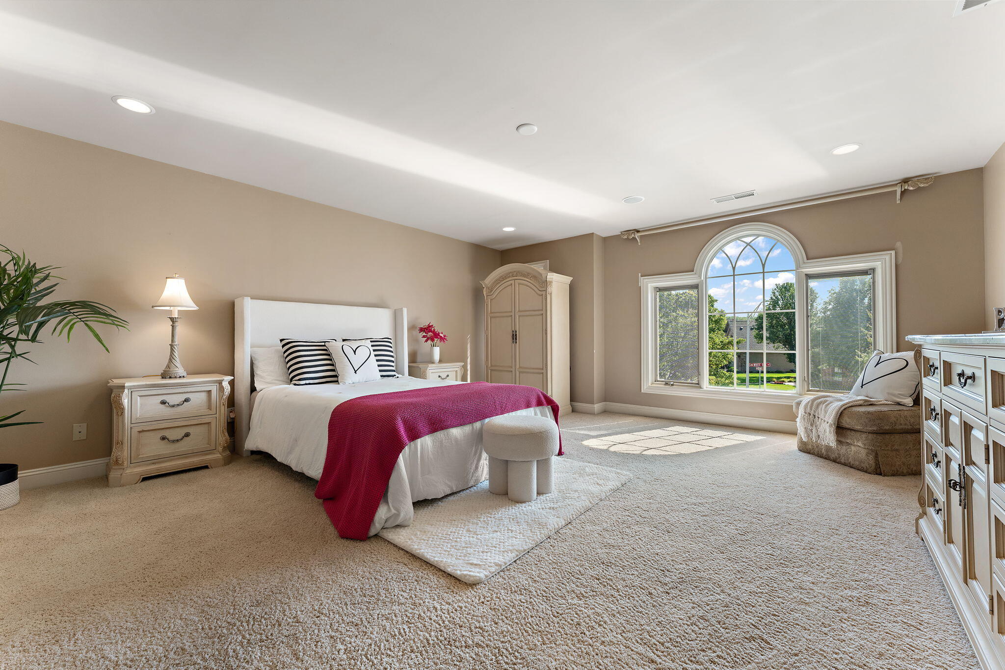 2131 White Oak Lane