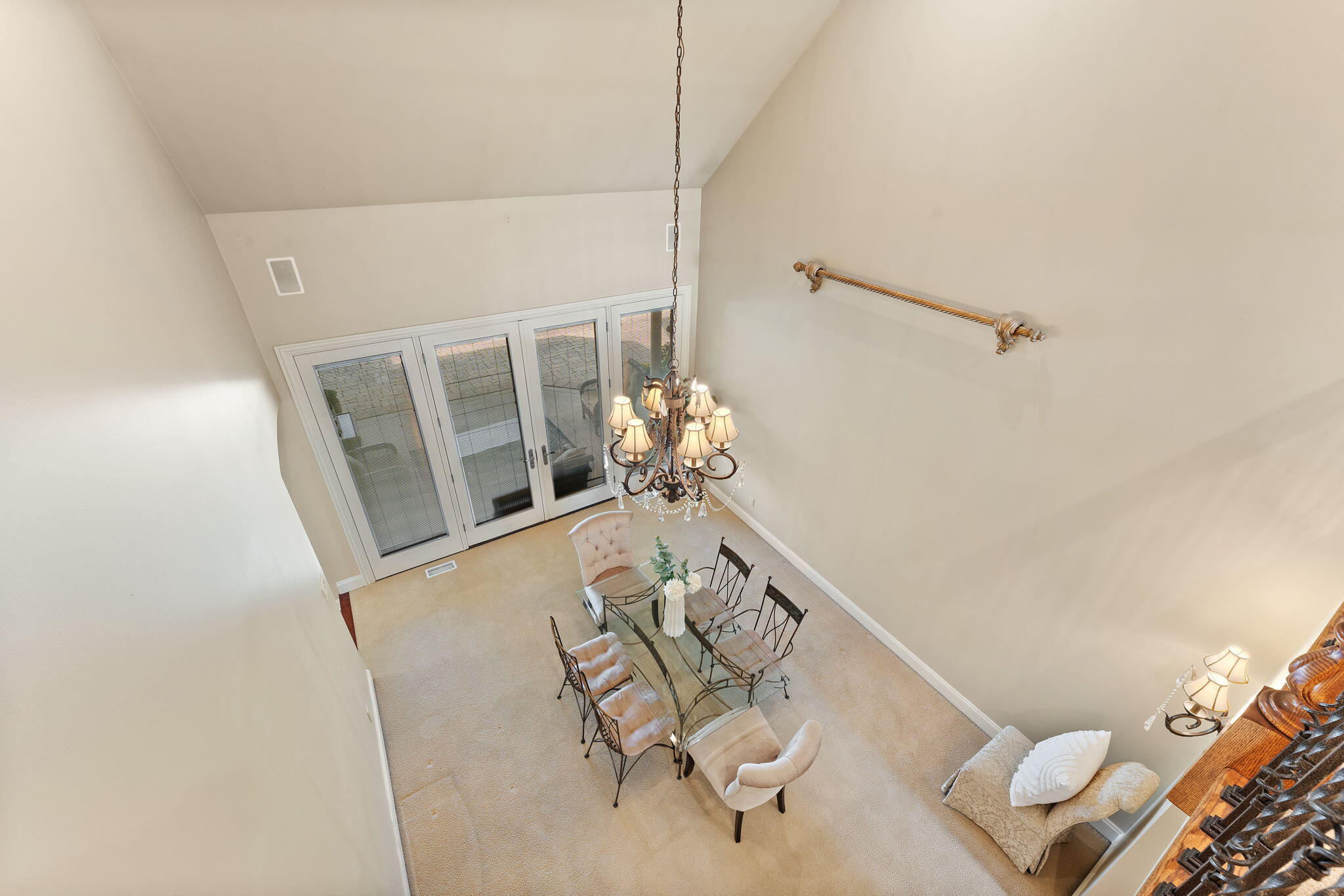 2131 White Oak Lane