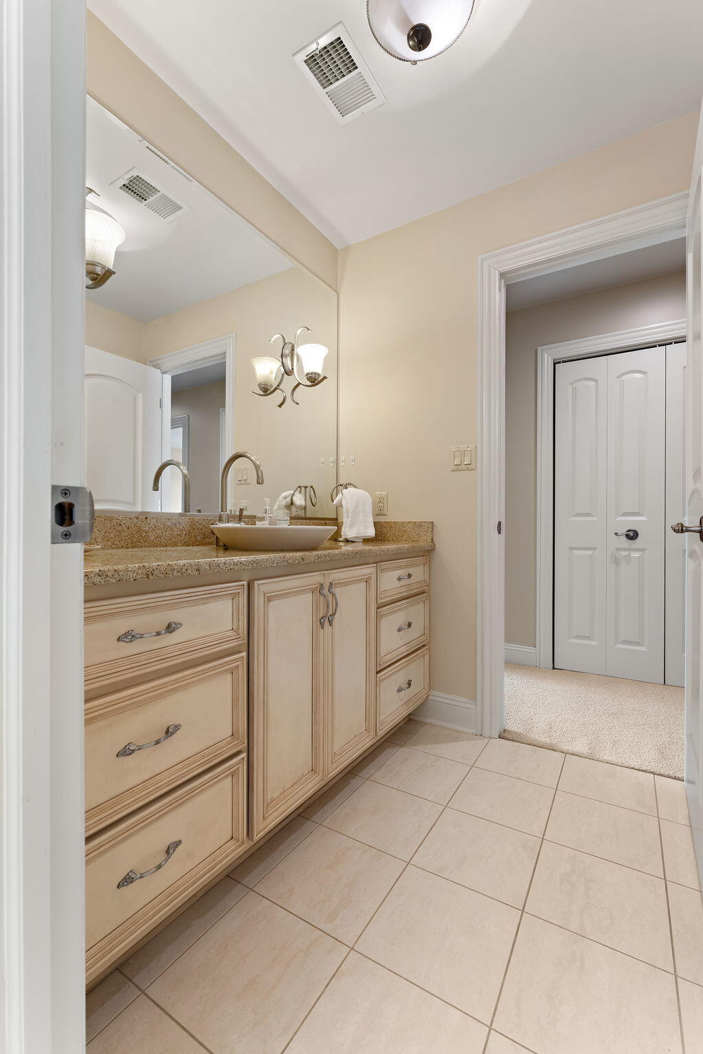 2131 White Oak Lane