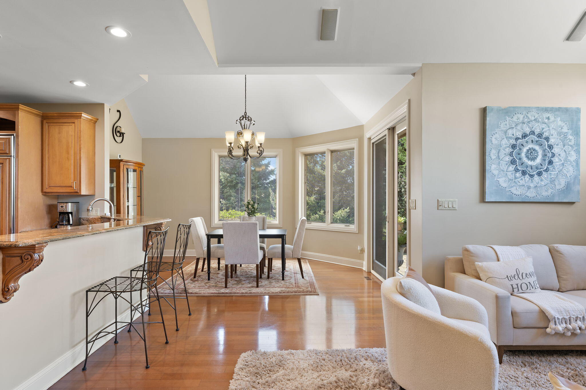 2131 White Oak Lane