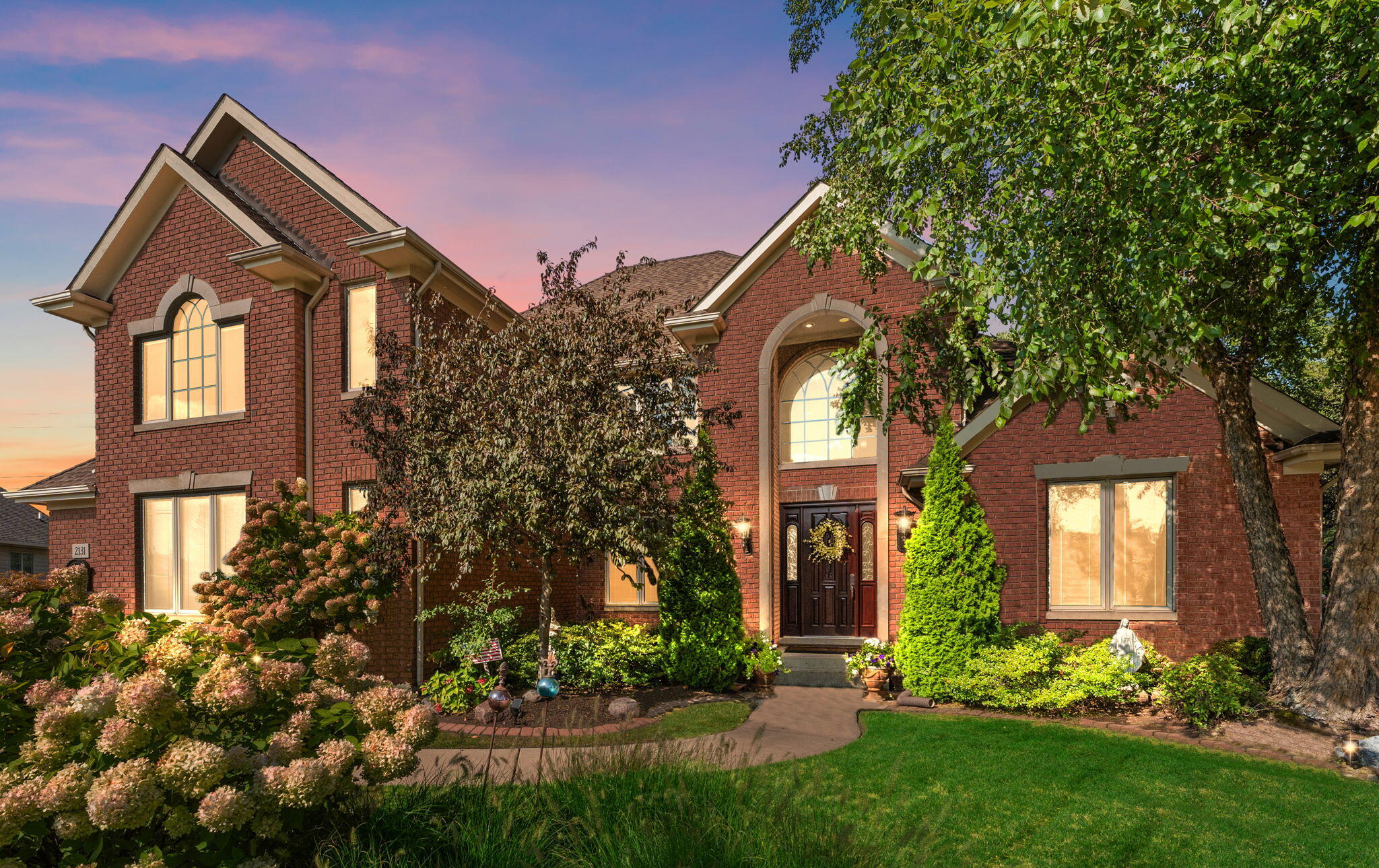 2131 White Oak Lane