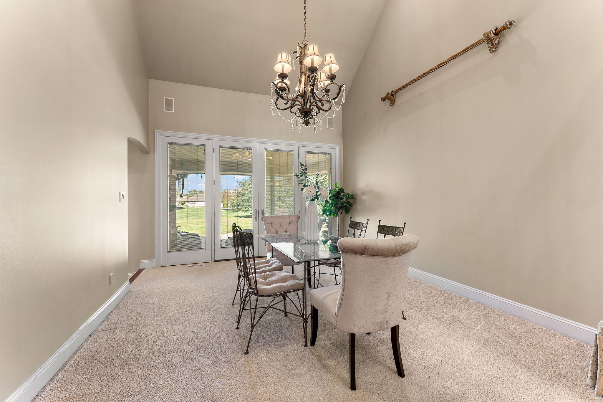 2131 White Oak Lane