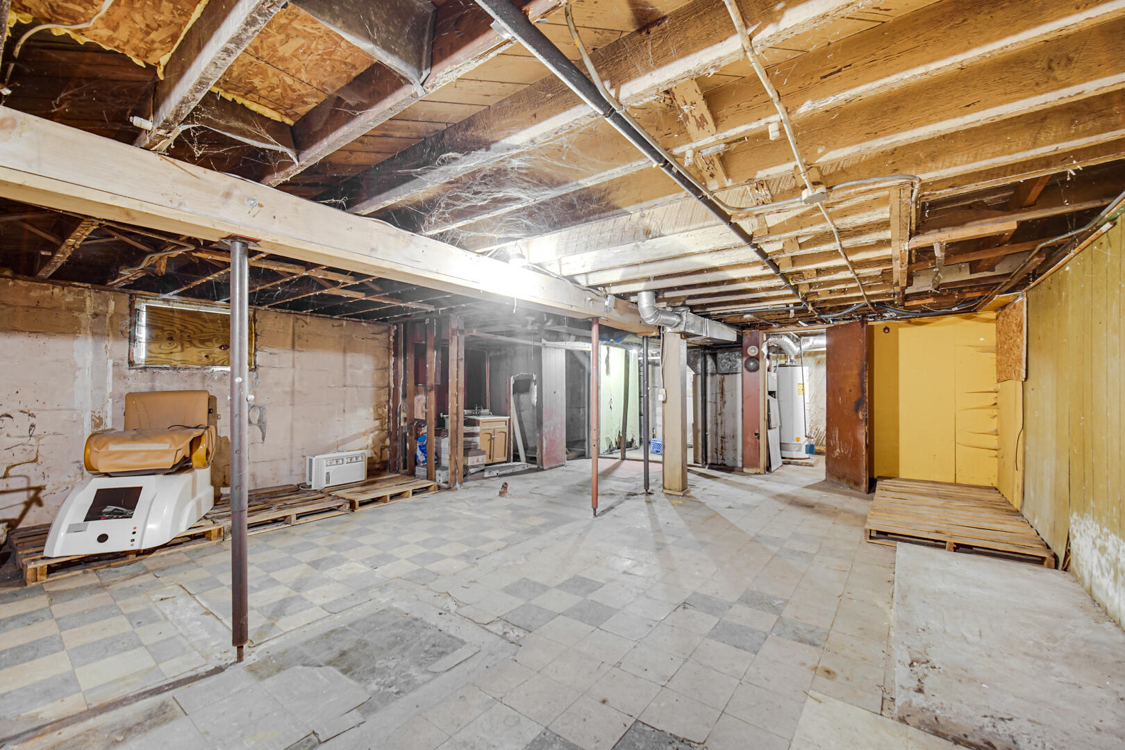 846 Stevenson Street